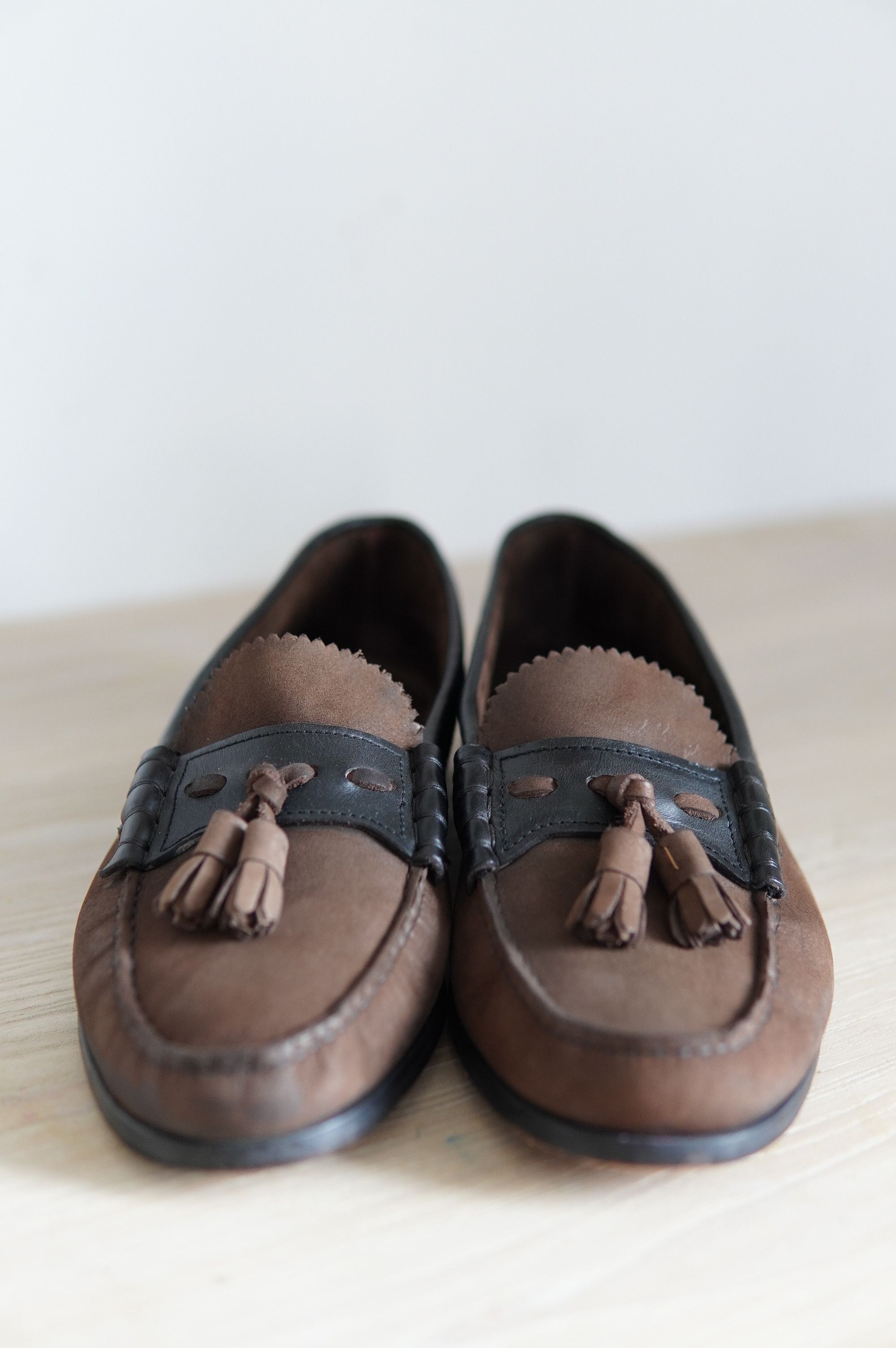 Russell & Bromley Russell & Bromley Tassel Suede Brown Loafers Size US 10 / EU 43 - 6 Thumbnail
