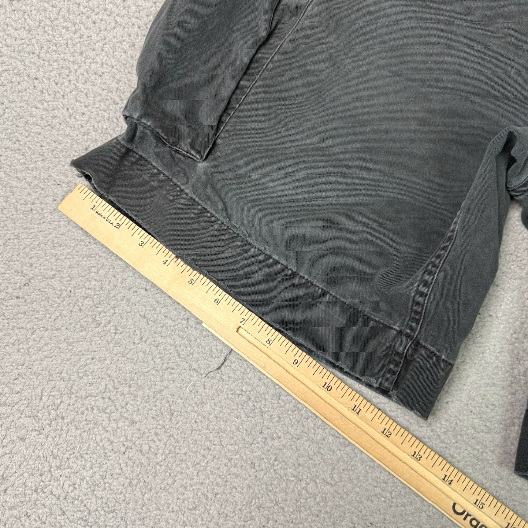 Polo Ralph Lauren VINTAGE Polo Ralph Lauren Cargo Shorts Mens 35 Gray Distressed 90s Relaxed Cotton Canvas Button Front Pockets 9in Inseam Noble Casual Size US XS / EU 42 / 0 - 4 Thumbnail