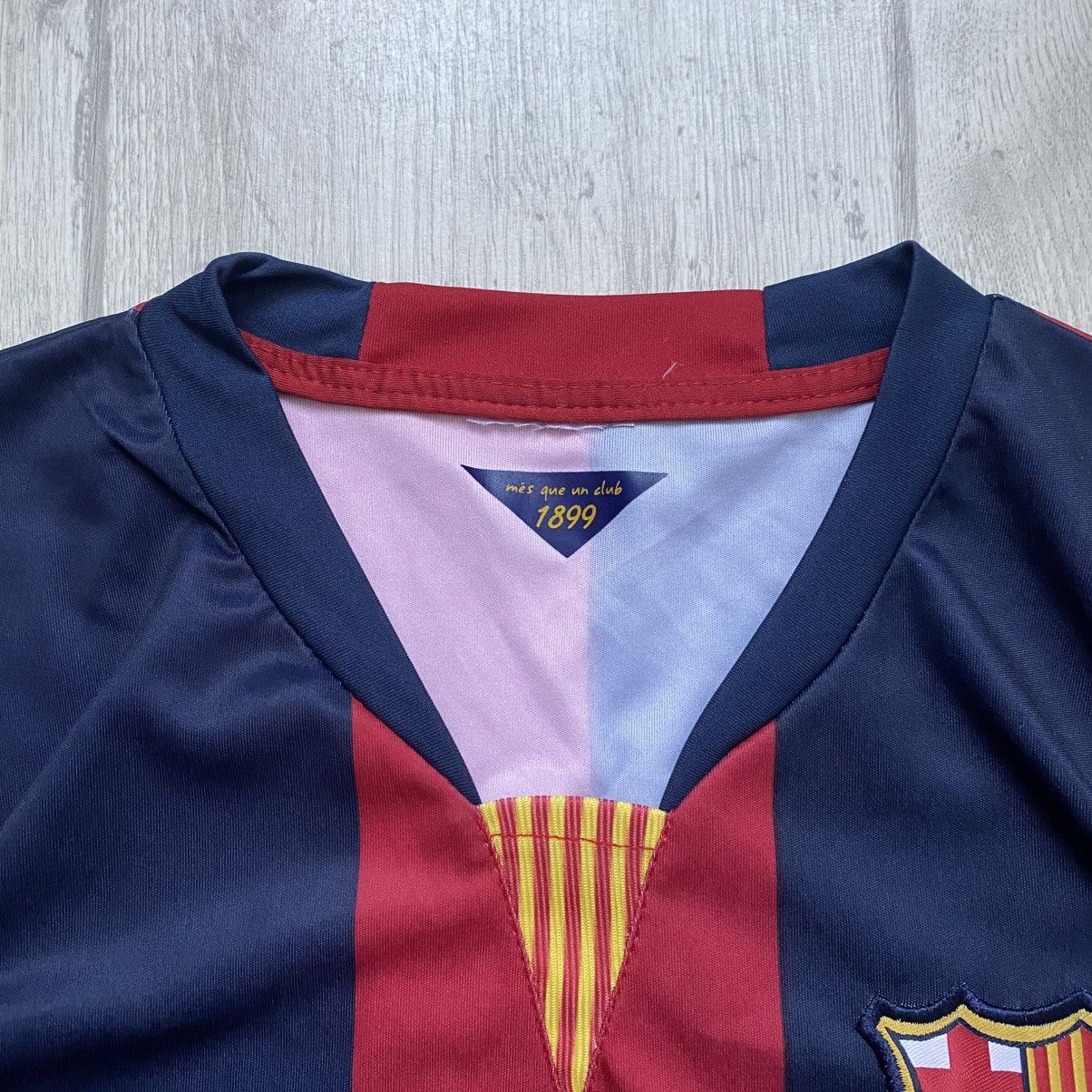 Vintage Blockore Vintage Barcelona Messi Soccer jersey fun tee Y2K Size US M / EU 48-50 / 2 - 5 Thumbnail