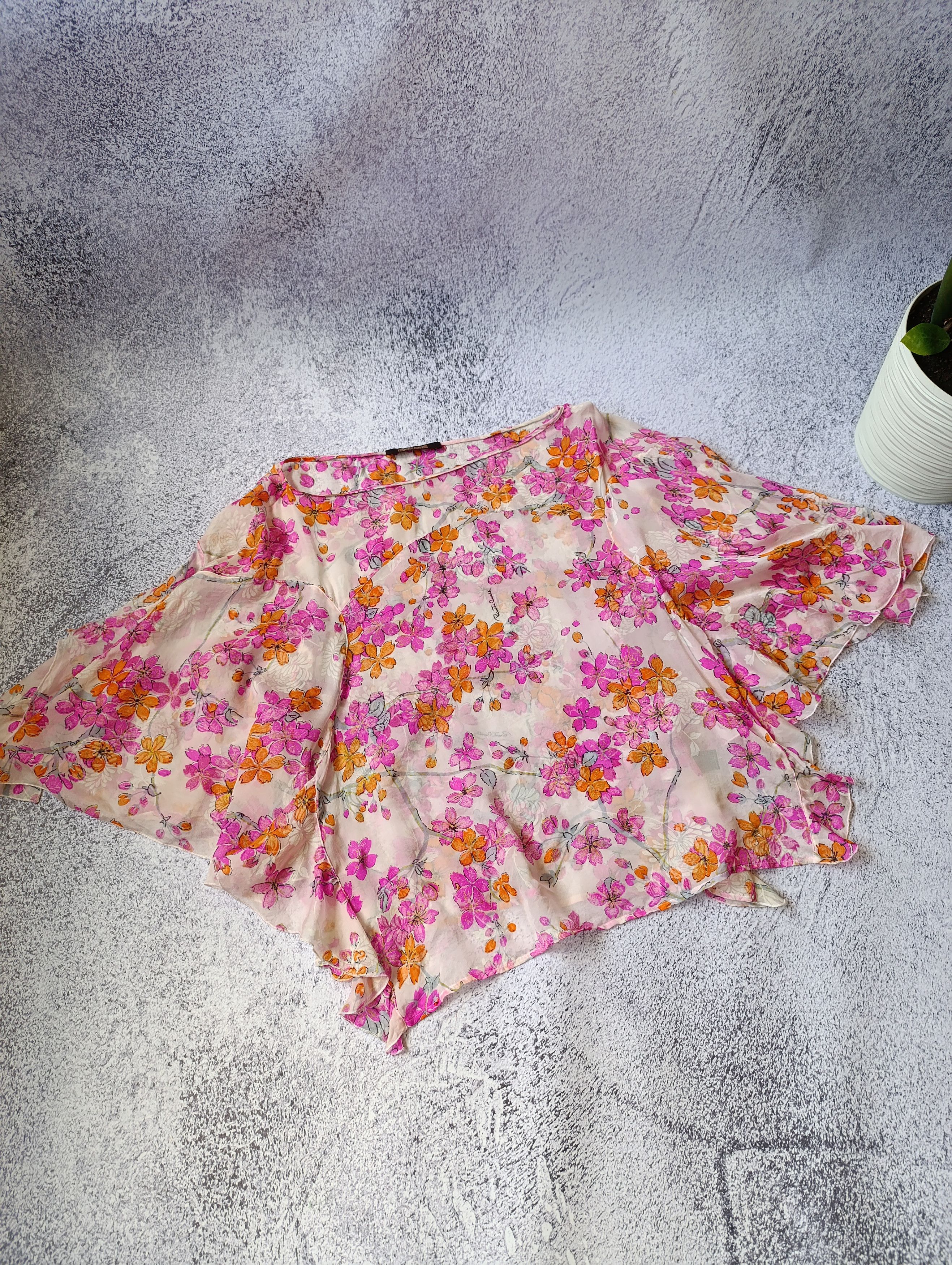 Roberto Cavalli ROBERTO CAVALLI VINTAGE SILK BLOUSE WITH FLOWERS PRINT Size S / US 4 / IT 40 - 2 Thumbnail