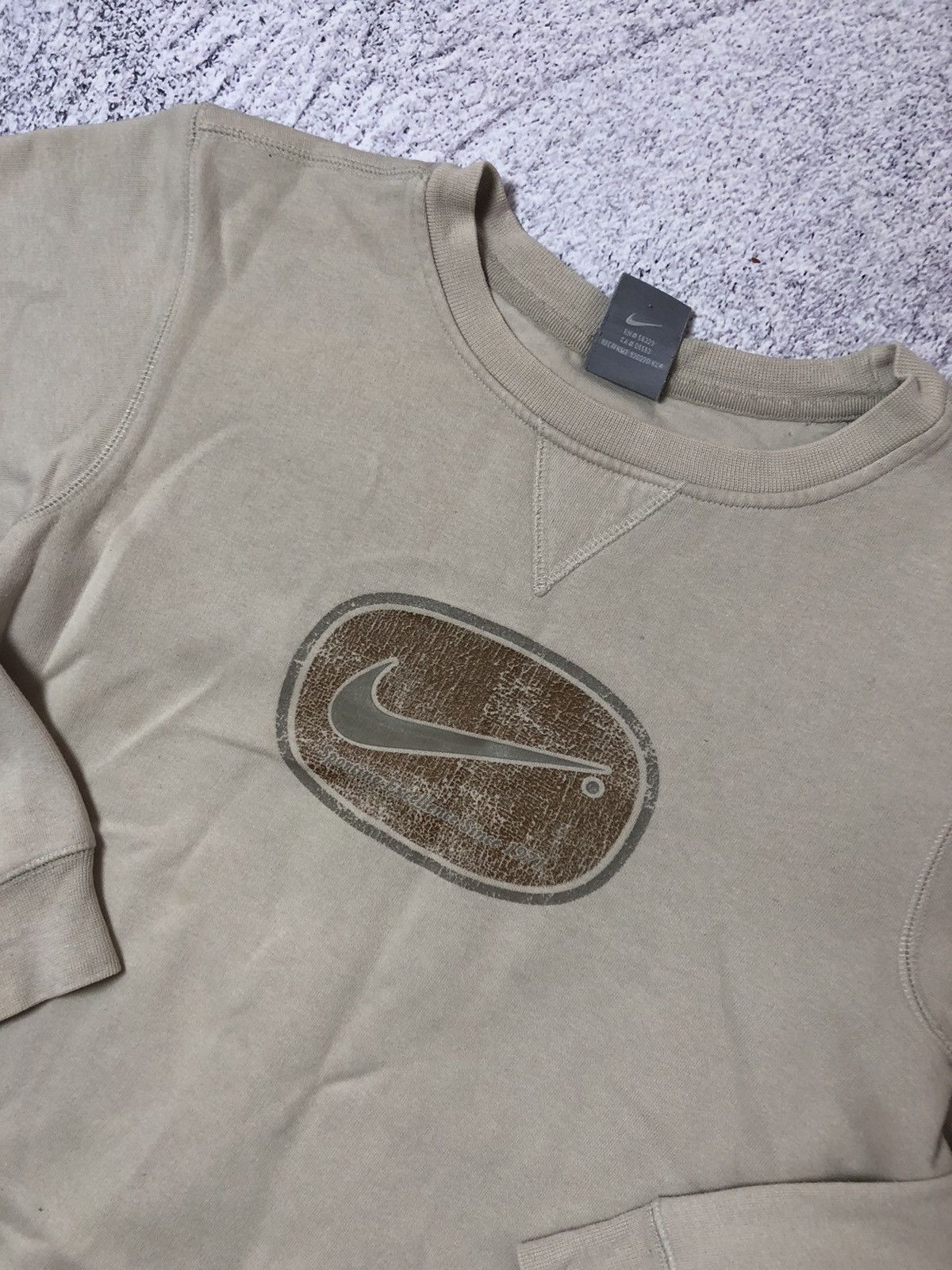 Nike Vintage sweater Nike logo size s y2k casual Size US L / EU 52-54 / 3 - 5 Thumbnail