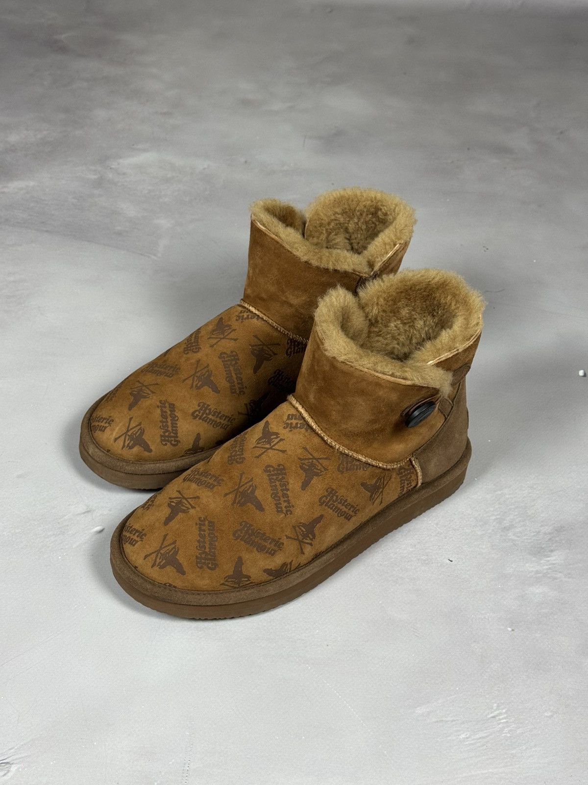 Chrome heart x Uggs