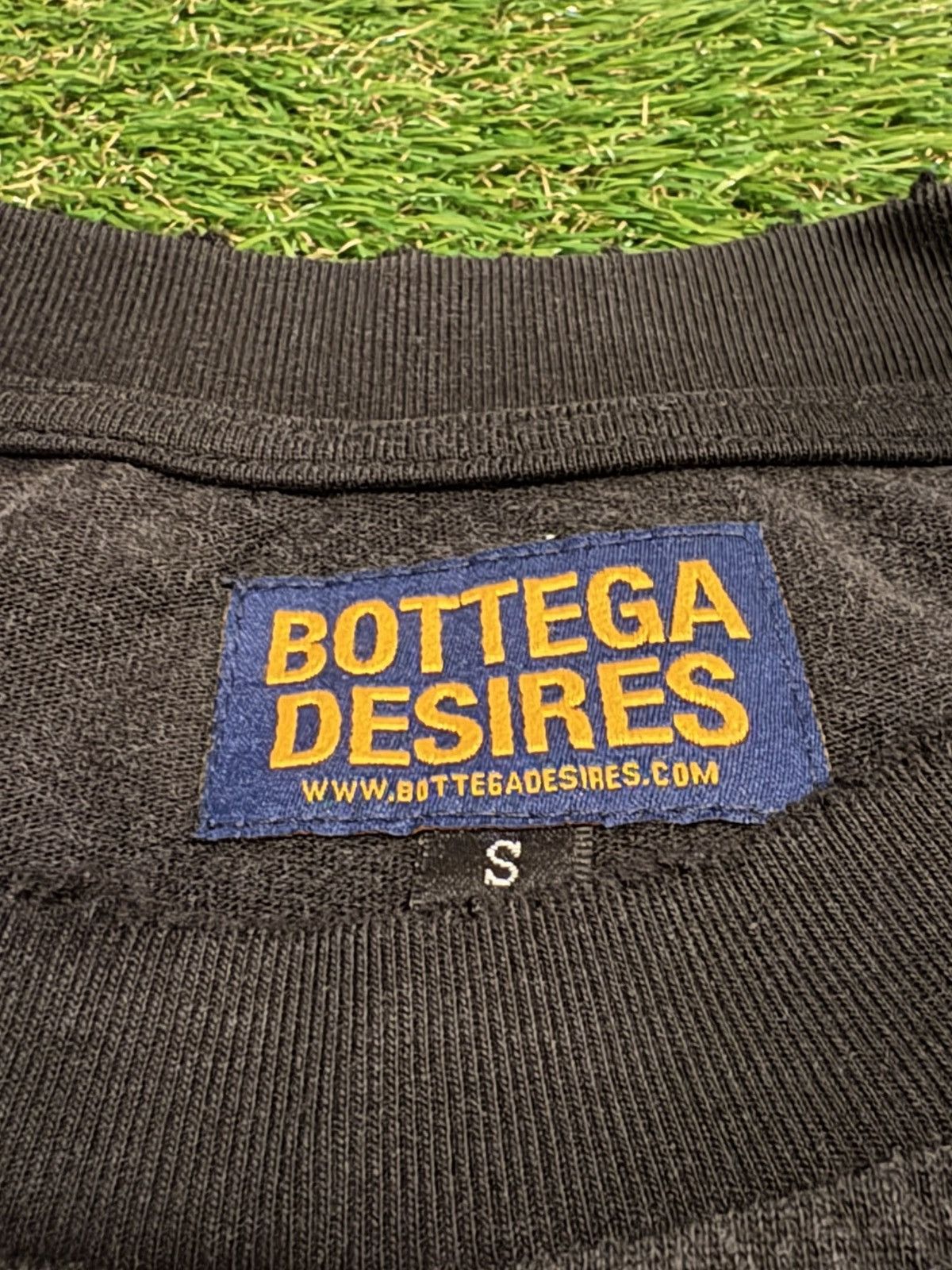 Bottega Desires BOTTEGA DESIRES “HYBRID FLANNEL” L/S TSHIRT - SIZE SMALL Size US S / EU 44-46 / 1 - 5 Thumbnail