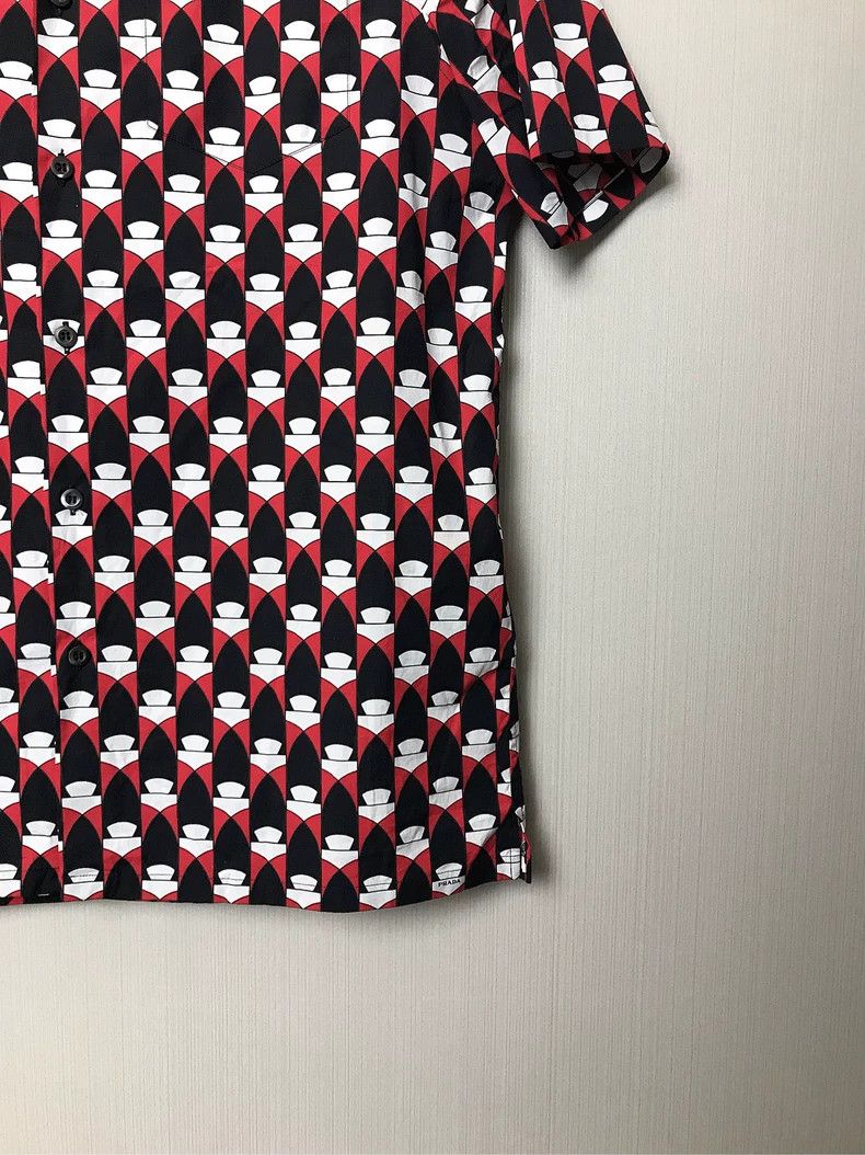 Prada Prada Size 38 Full-printed shirt with short sleeves 2503-Ne Size US XXS / EU 40 - 7 Thumbnail