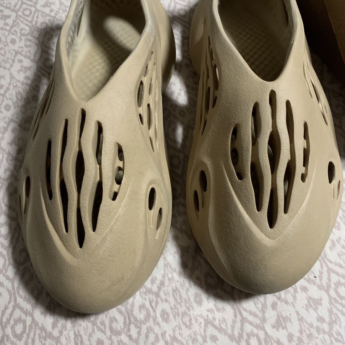 Adidas × Kanye West Adidas Yeezy Foam RNNR “Ochre” 2021 Size US 11 / EU 44 - 3 Thumbnail