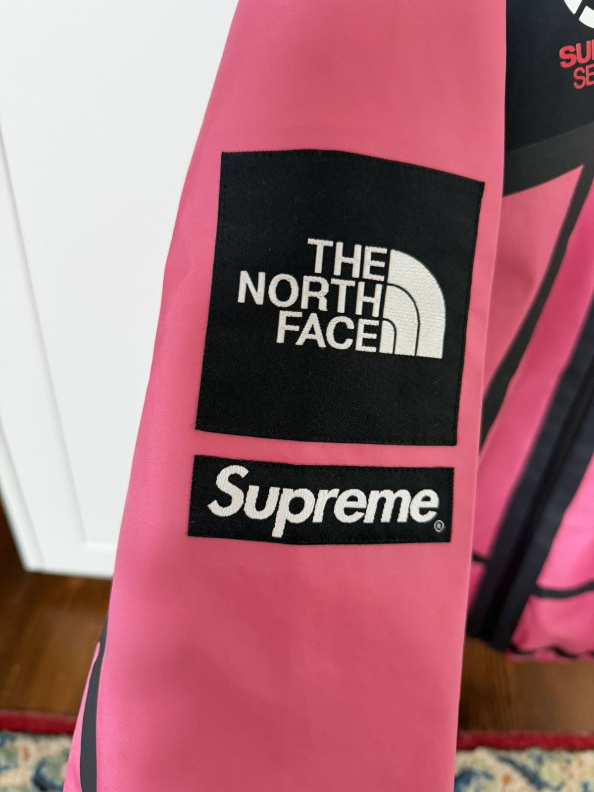 Supreme × The North Face Supreme x The North Face Summit Series Jacket Size US L / EU 52-54 / 3 - 2 Thumbnail