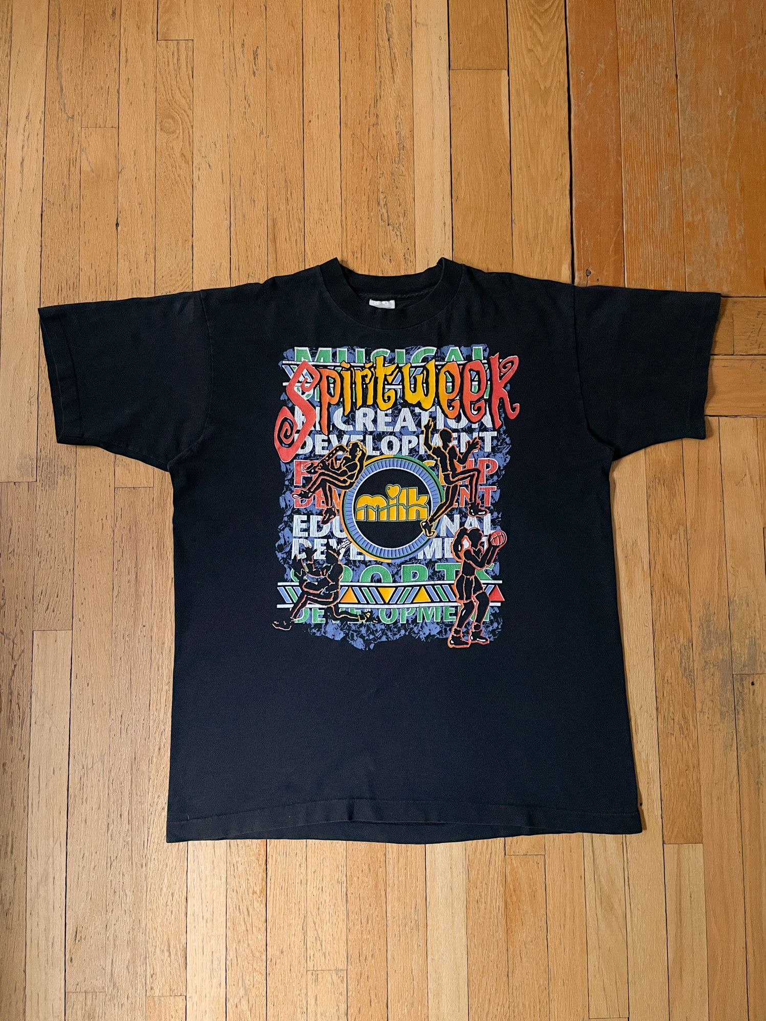 Fruit Of The Loom × Vintage 90s Single Stitch 'Energize With This Milk Energy' T-Shirt Size US XL / EU 56 / 4 - 4 Thumbnail