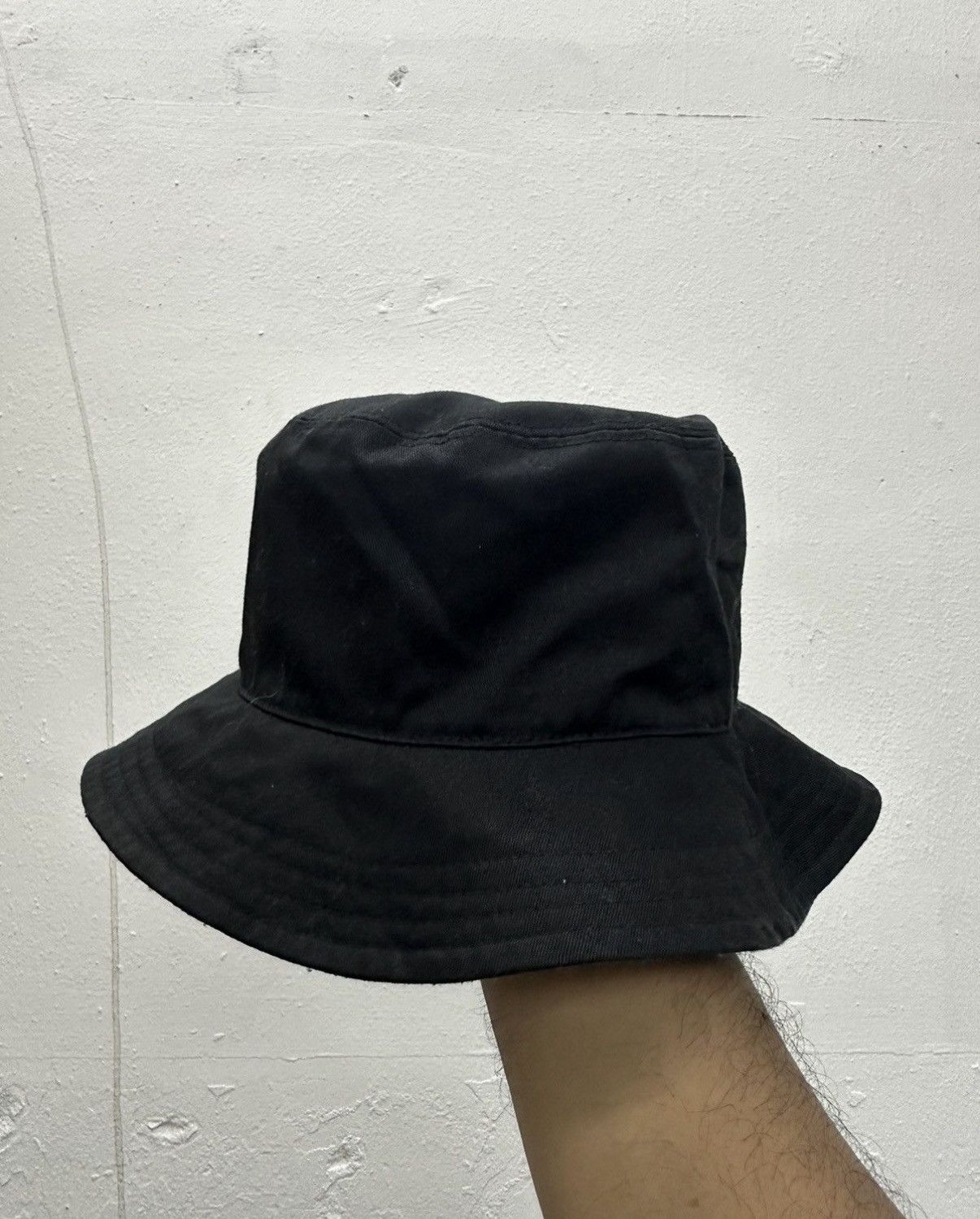 Japanese Brand Miharayasuhiro GU Reversible Bucket Hat Size ONE SIZE - 10 Thumbnail