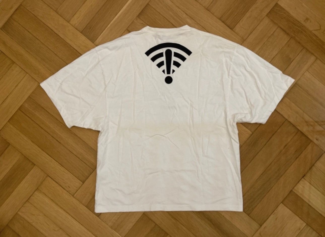 Balenciaga Balenciaga Oversized Arrow Wi-Fi Cotton crew neck t-shirt Size US S / EU 44-46 / 1 - 2 Thumbnail