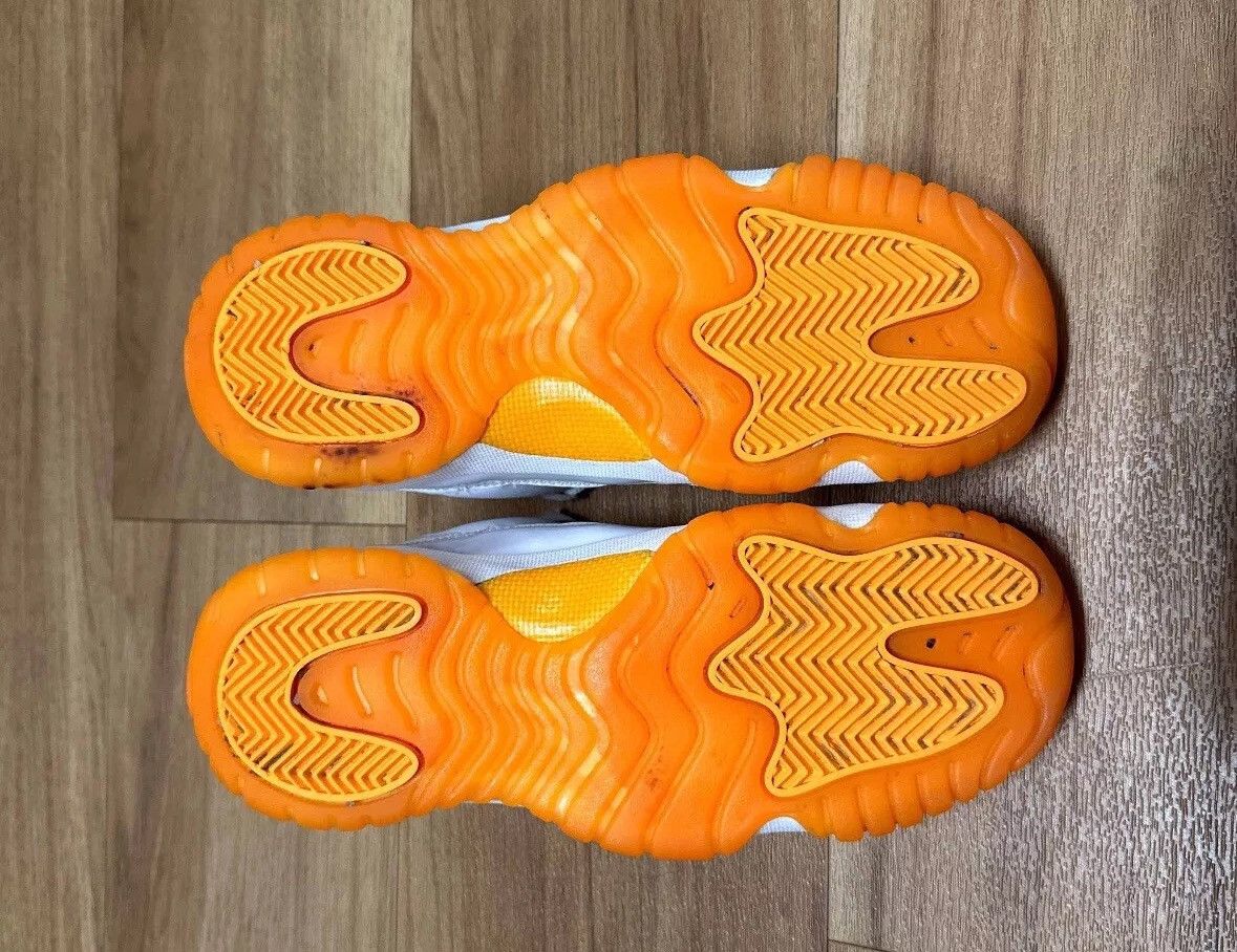 Jordan Brand × Nike Jordan 11 Retro Mid Citrus Size US 5 / EU 37 - 6 Thumbnail