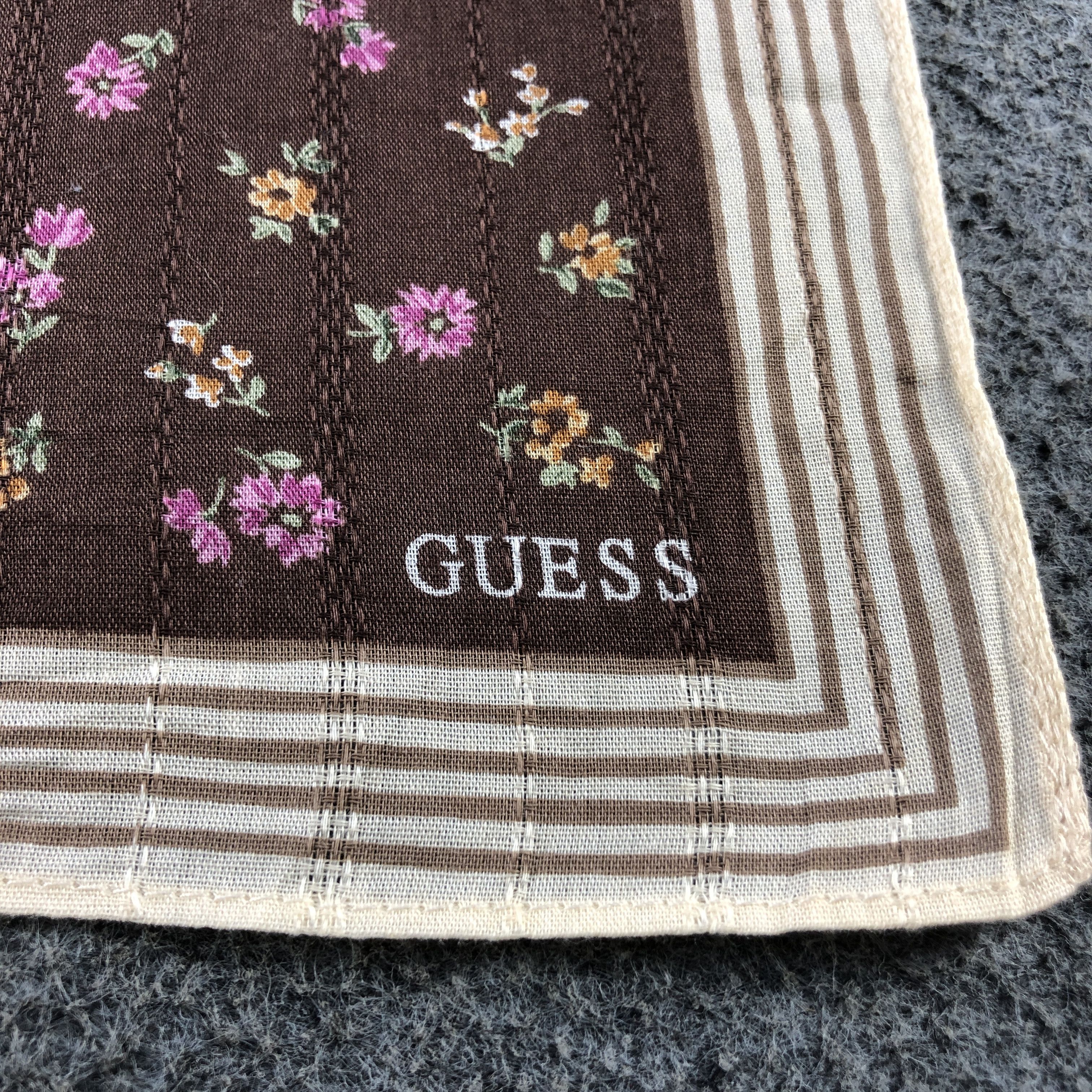 Guess Guess Handkerchief Neckerchief Bandana H2384 Size ONE SIZE - 4 Thumbnail