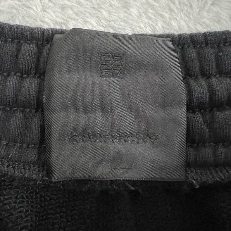 Givenchy Givenchy SizeM Anime Printed Sport Pants Size US 32 / EU 48 - 3 Thumbnail