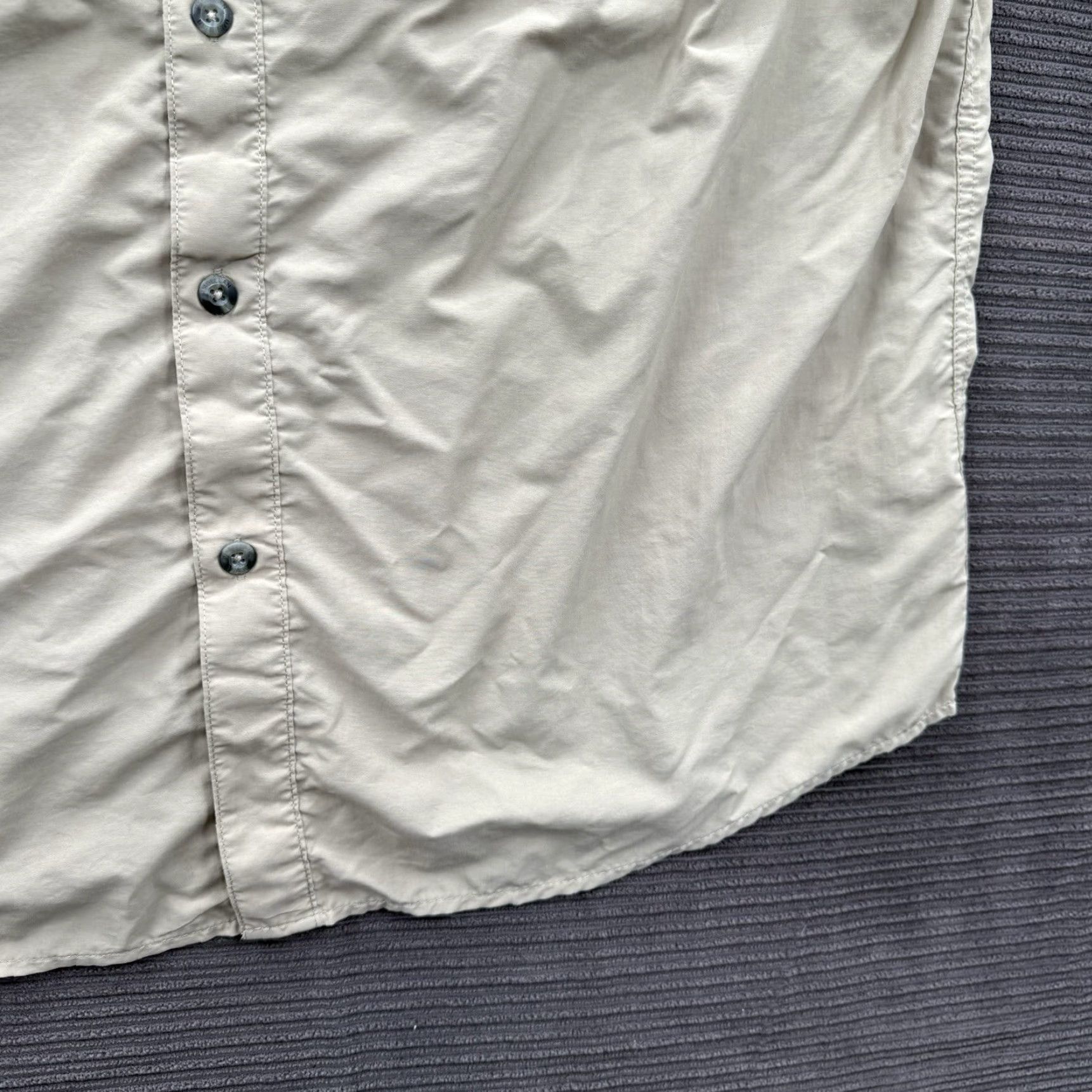 Vintage Magellan Shirt Men L Brown Nylon Relaxed Fit Vented Outdoor Pocketed Button-Up Size US L / EU 52-54 / 3 - 6 Thumbnail
