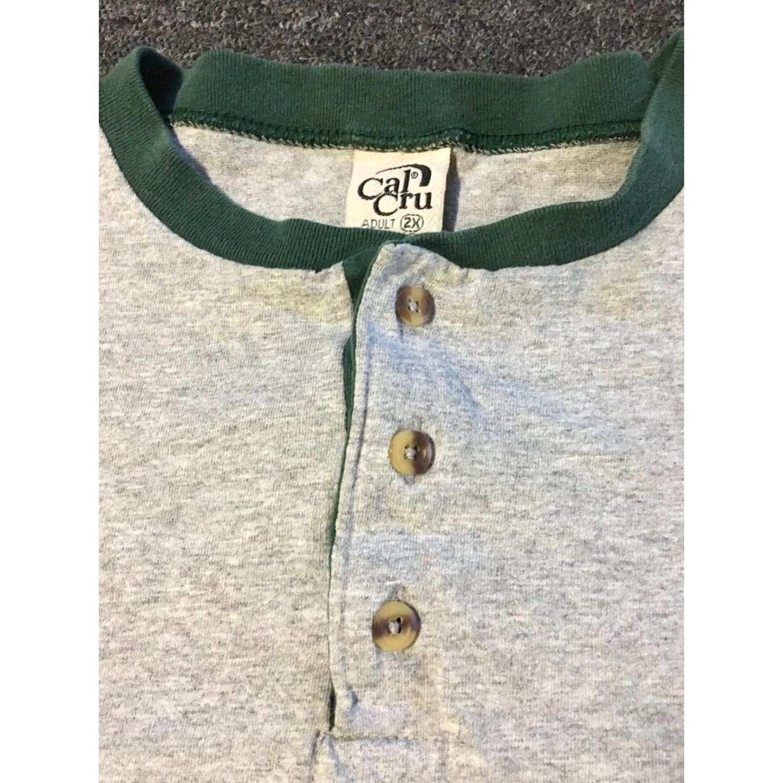 Vintage VINTAGE Las Vegas Henley Shirt 2XL Gray USA Cal Cru 90s Strip Poker Casino Single Stitch Mens Size US XXL / EU 58 / 5 - 3 Thumbnail