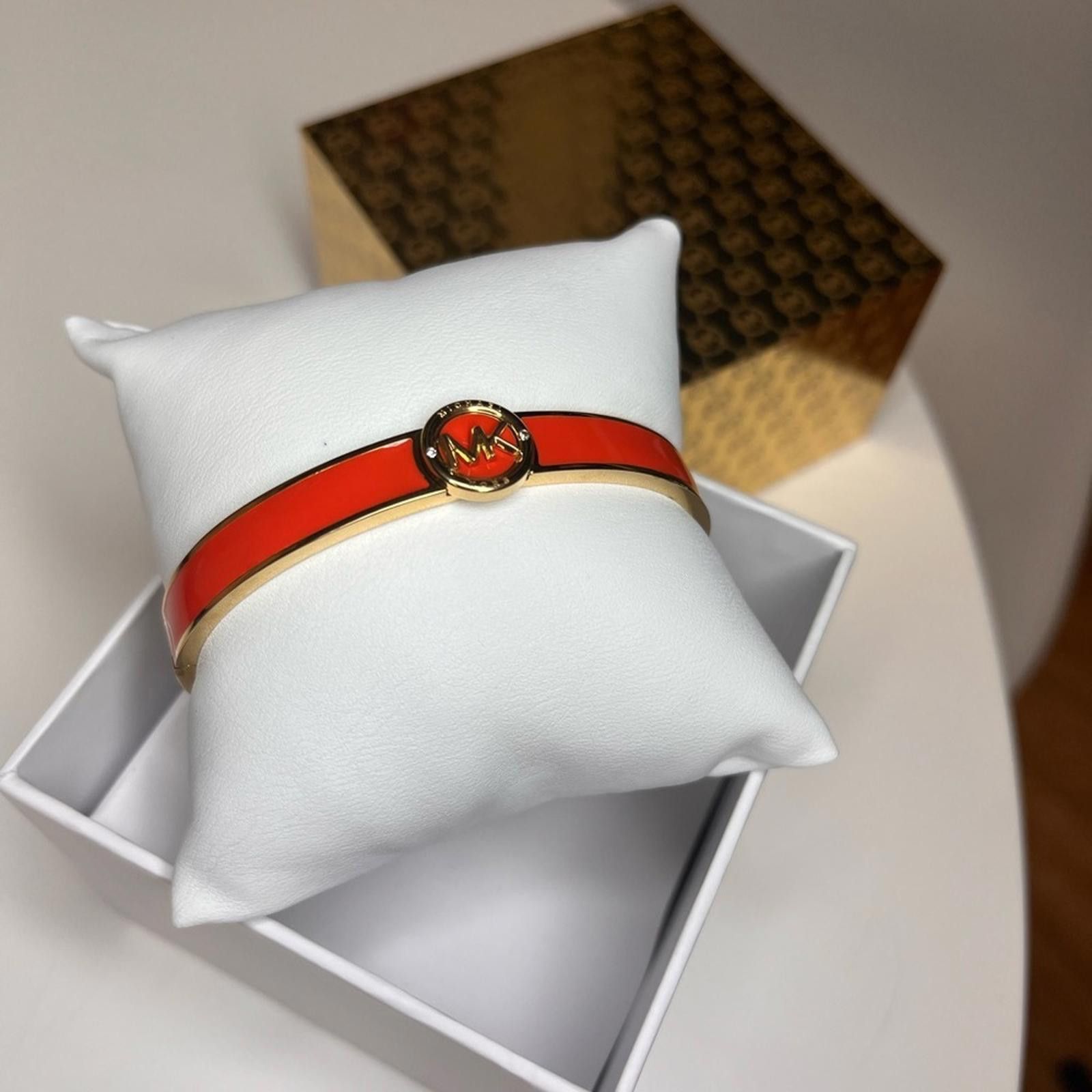Michael Kors Michael Kors MK Logo Enamel Bangle Bracelet NWT Size ONE SIZE - 2 Thumbnail