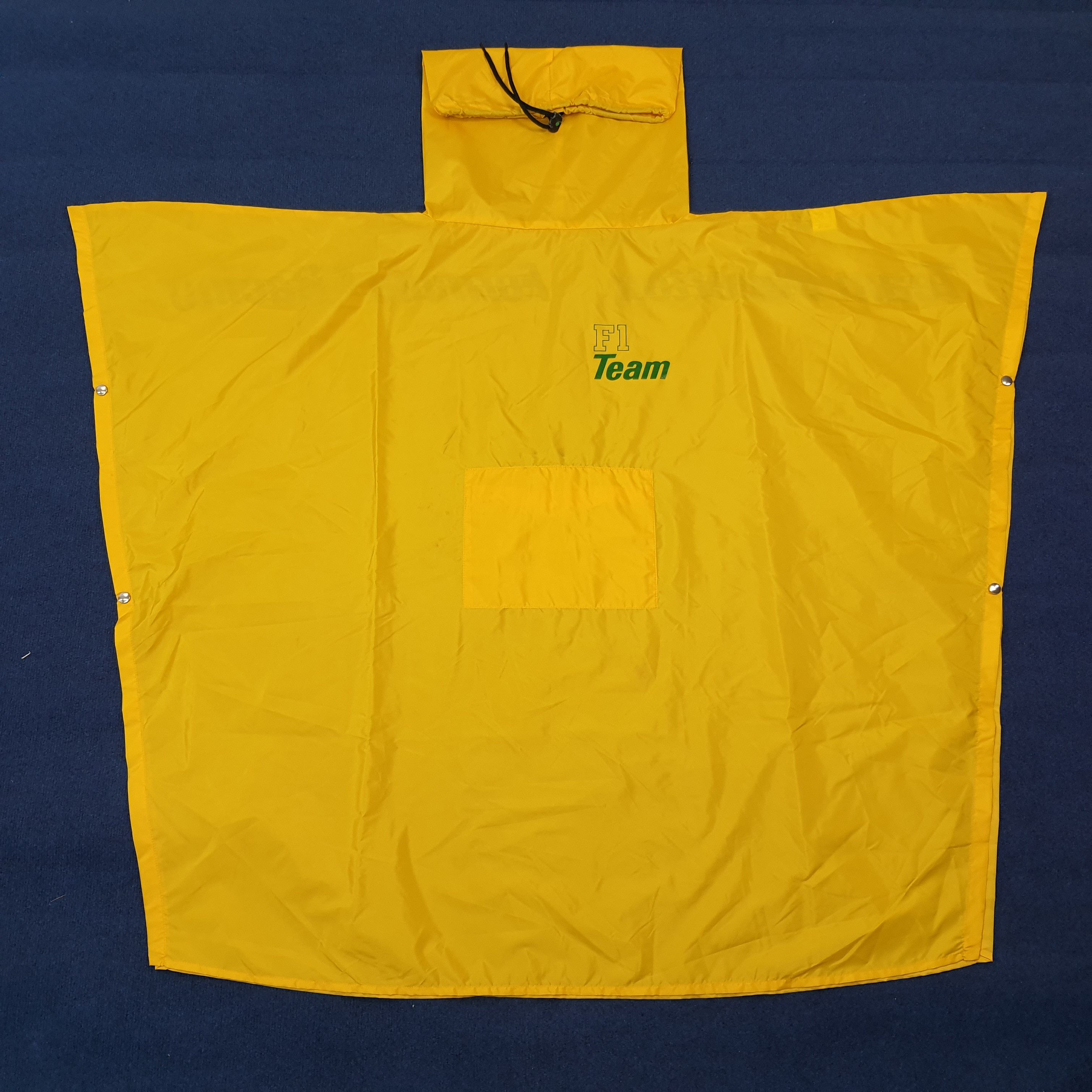Benetton Team Benetton Formula 1 Racing Raincoat Free Size C269N15 Size US L / EU 52-54 / 3 - 3 Thumbnail