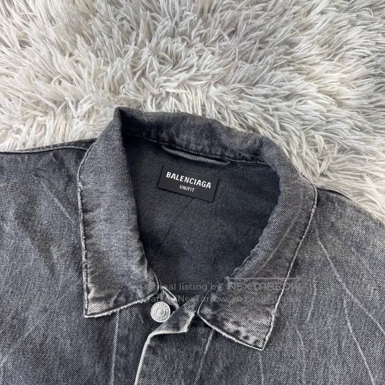 Balenciaga Balenciaga Washed and distressed denim jacket Size US XS / EU 42 / 0 - 3 Thumbnail