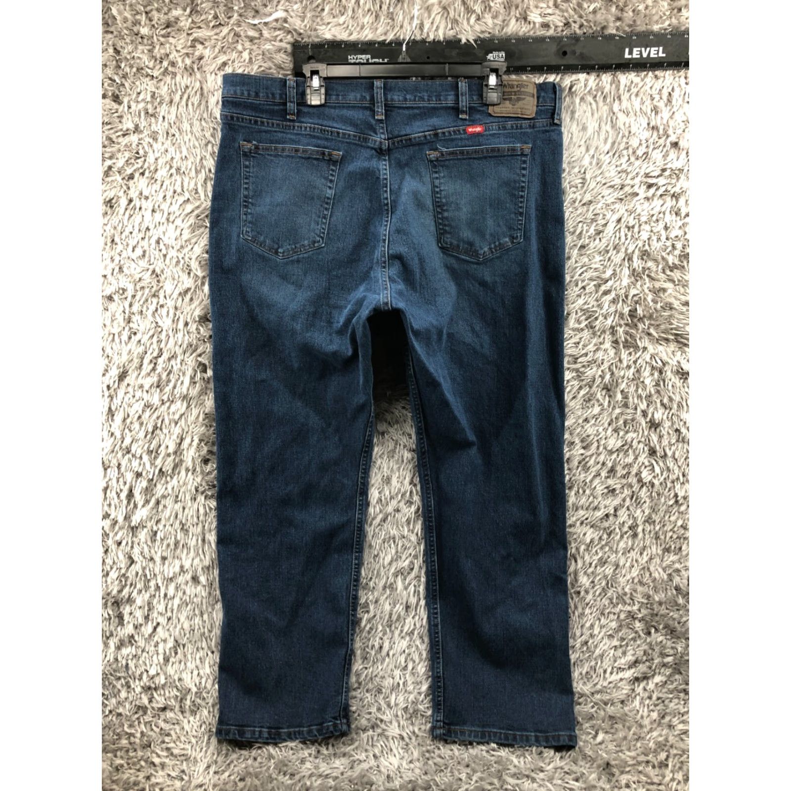 Wrangler Wrangler Jeans Straight Denim Blue 40 Mens Regular Mid Rise 30 Inseam 5-Pocket Belt Loops 40x30 Size US 40 / EU 56 - 5 Thumbnail