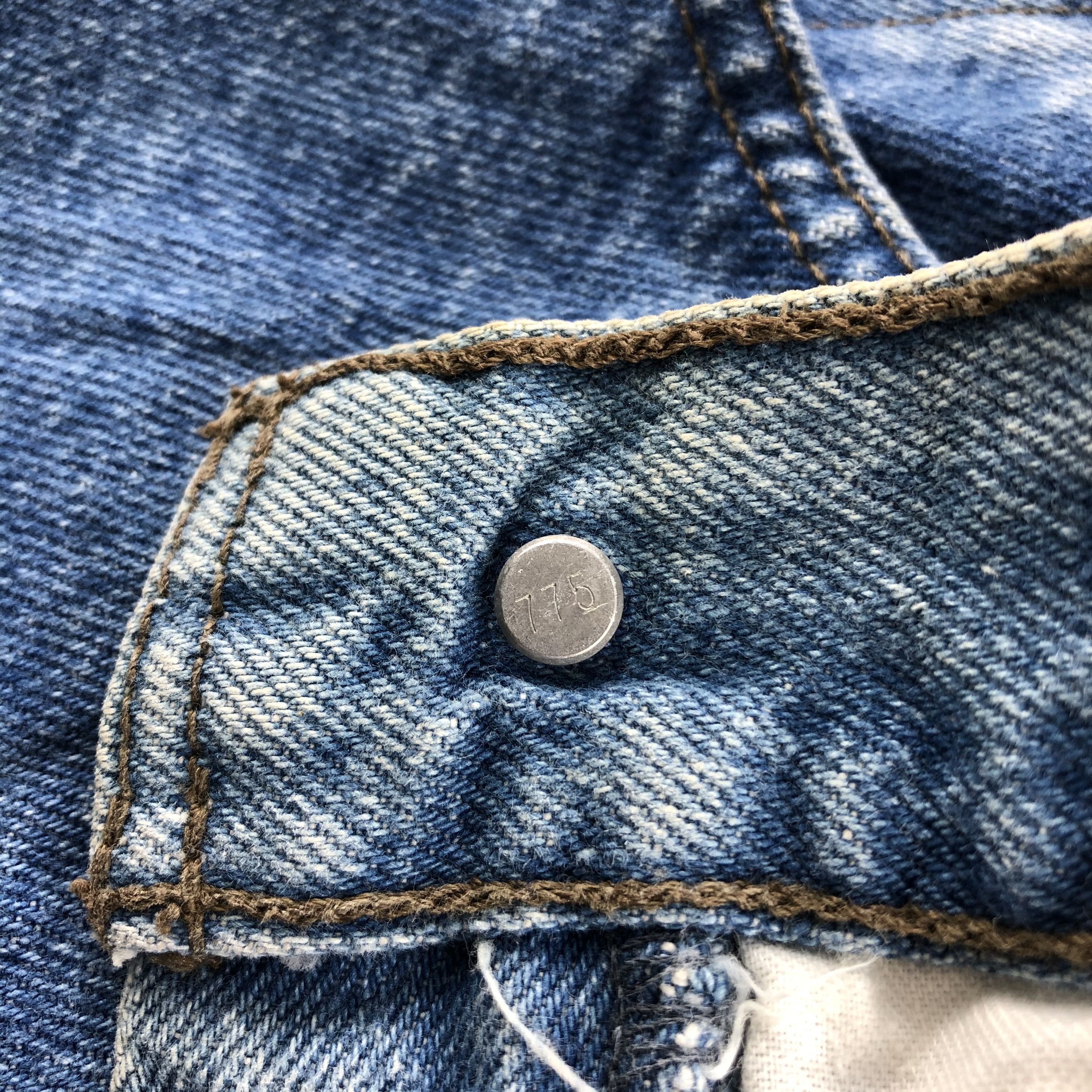 Levi's × Vintage Vintage 90s Levis 549 Jeans-JM794 Size US 31 - 8 Thumbnail