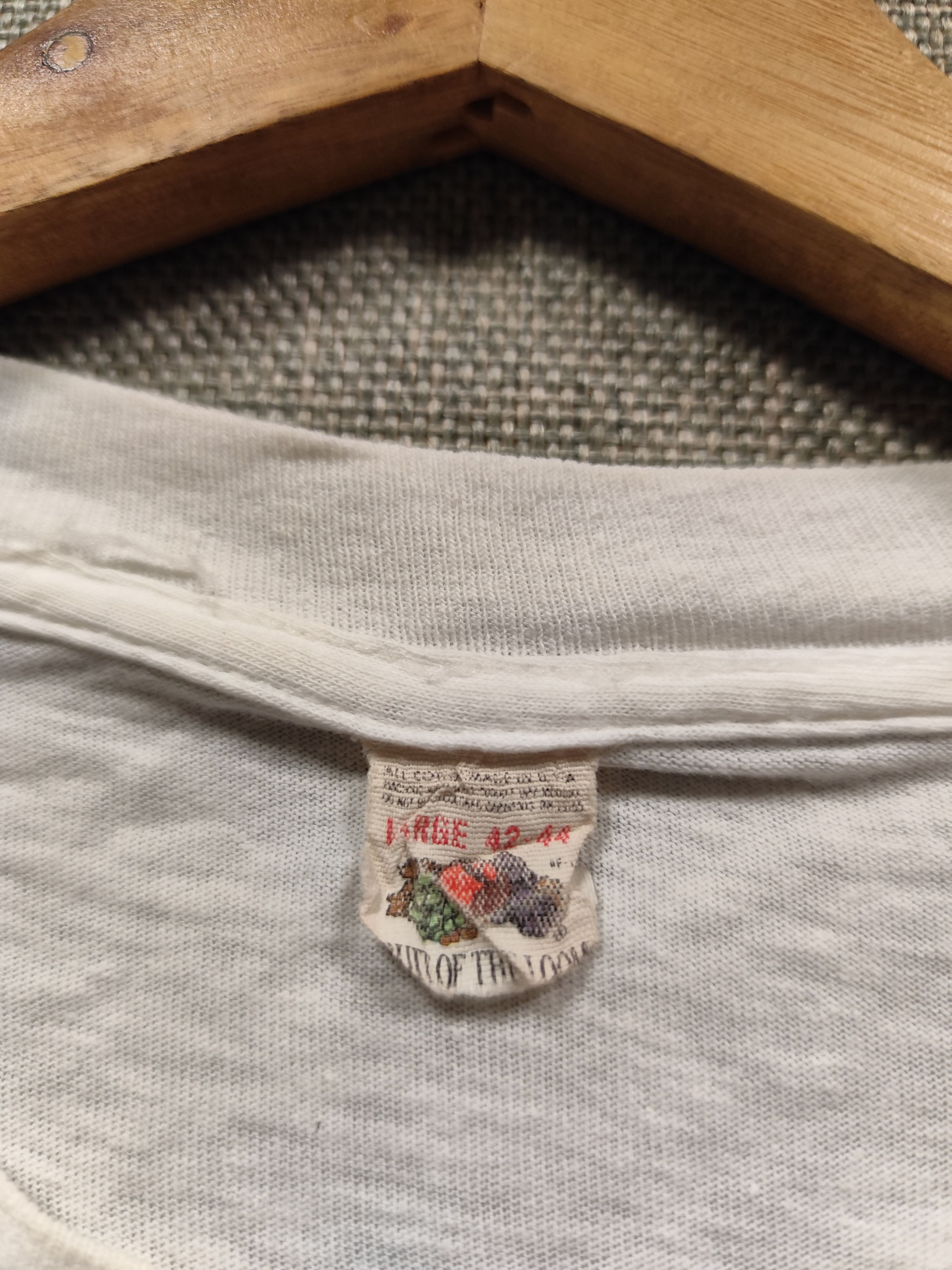 Fruit Of The Loom × Vintage Vintage 90s t shirt volkswagen big logo Size US M / EU 48-50 / 2 - 4 Thumbnail