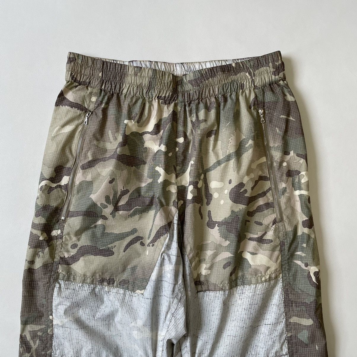 Dries Van Noten Sample White Coated Camo Nylon Utility Trousers Size US 34 / EU 50 - 2 Thumbnail