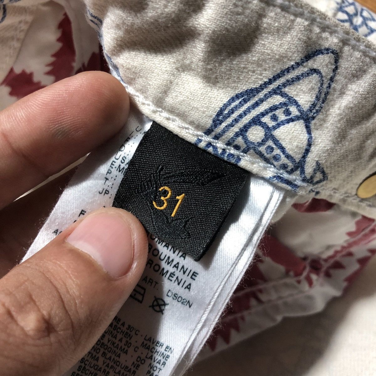 Vivienne Westwood Vivienne Westwood Shorts Pants Size US 33 - 12 Thumbnail