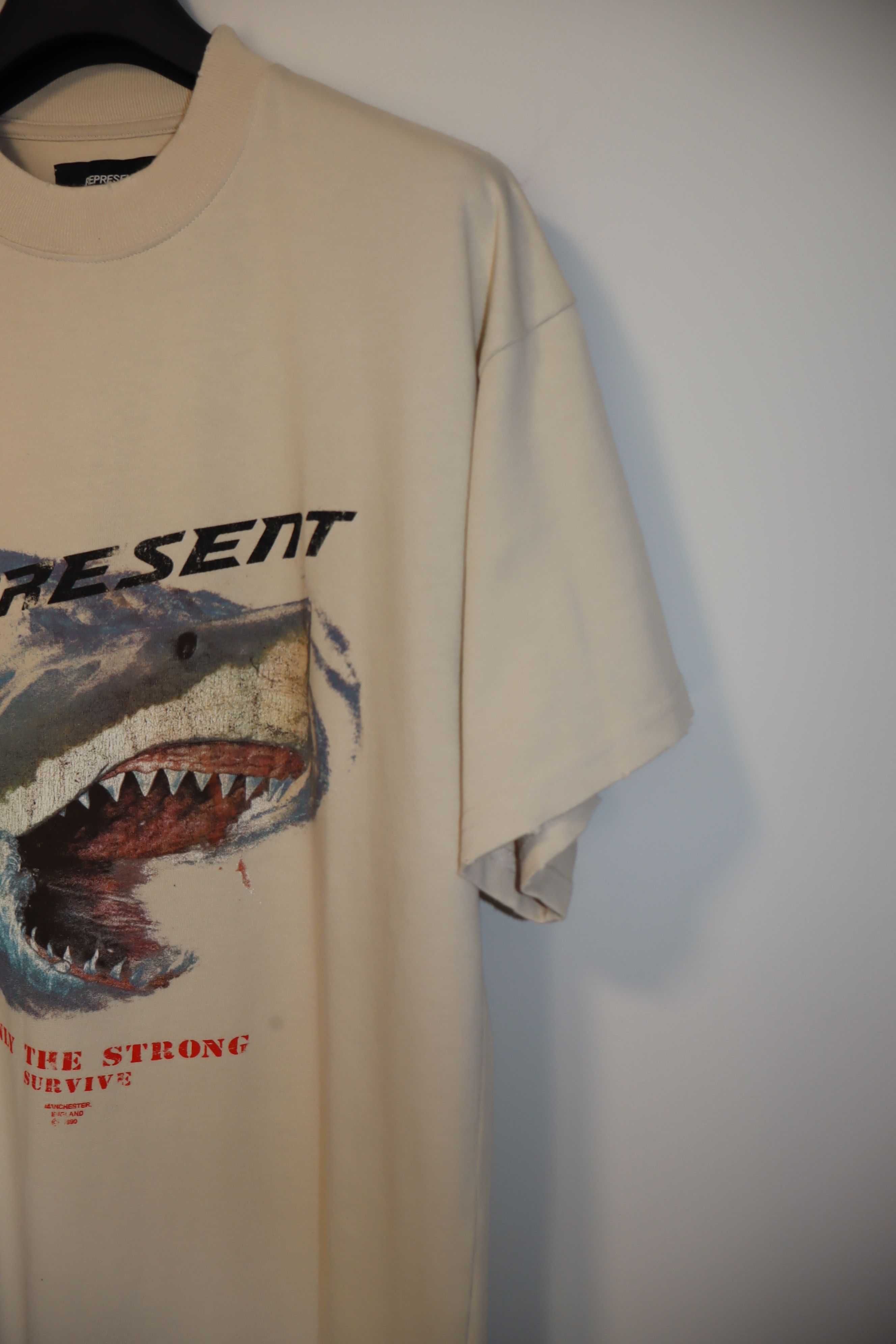 Represent Clo. Only the strong survive t-shirt Size US L / EU 52-54 / 3 - 4 Thumbnail