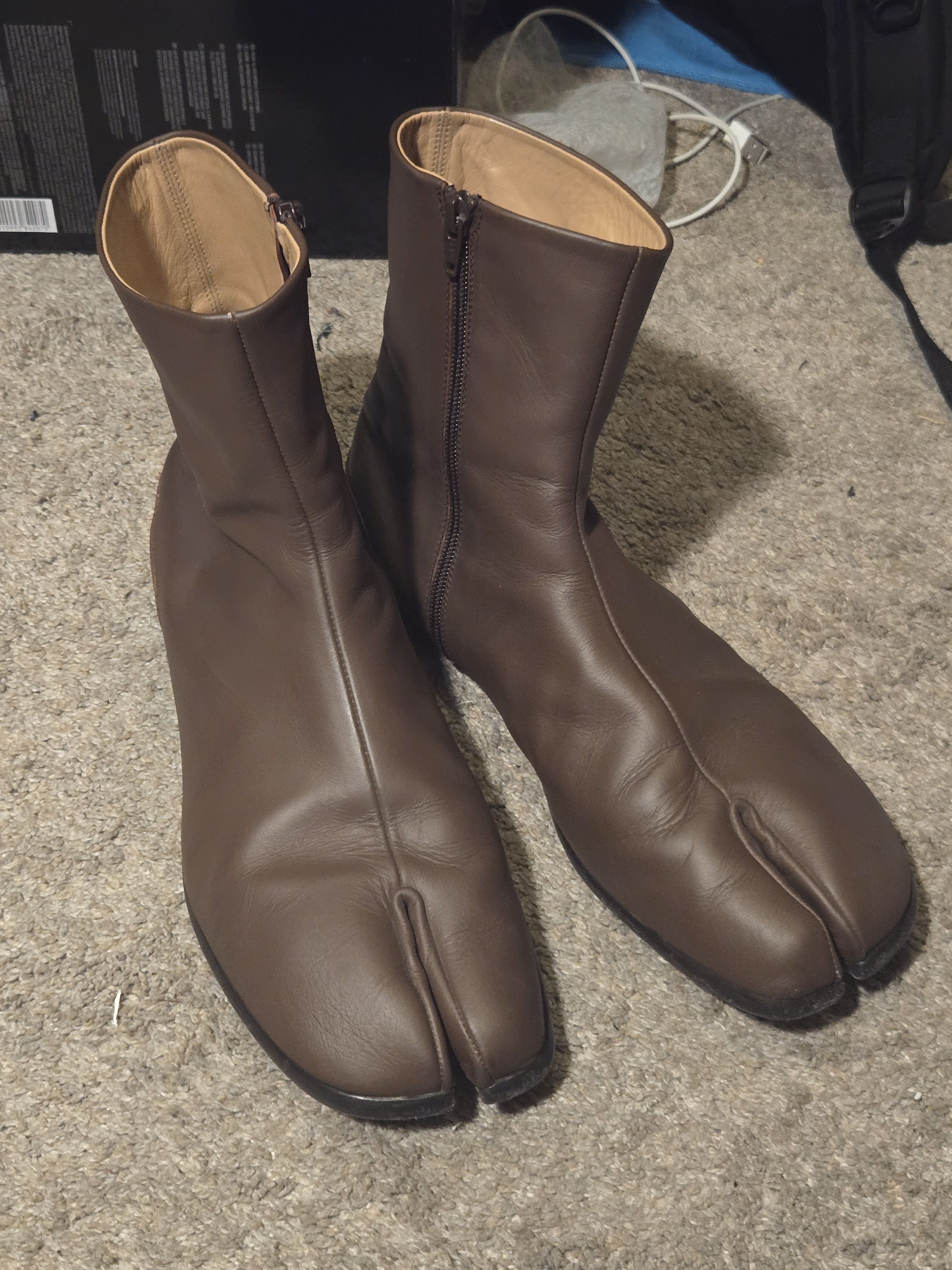 Maison Margiela Maison Margiela Flat Ankle Brown Tabi Boots EU 45 Size US 12 / EU 45 - 2 Thumbnail