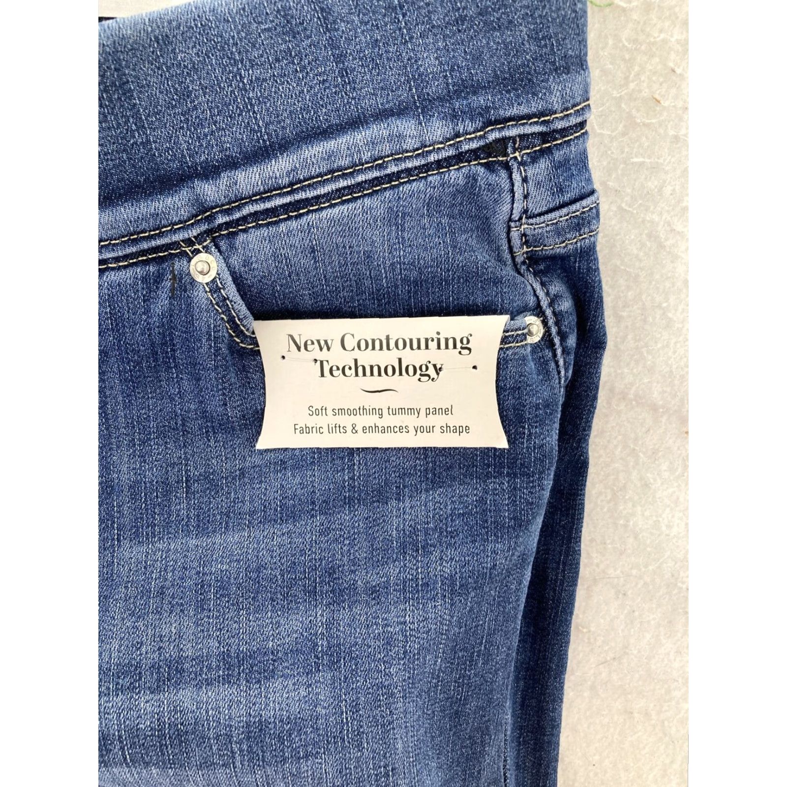 Levi's Levi's Signature Shaping Jeans Women's Super Skinny Stretch Size 2 Dark Wash Blue Size 26" / US 2 / IT 38 - 7 Thumbnail