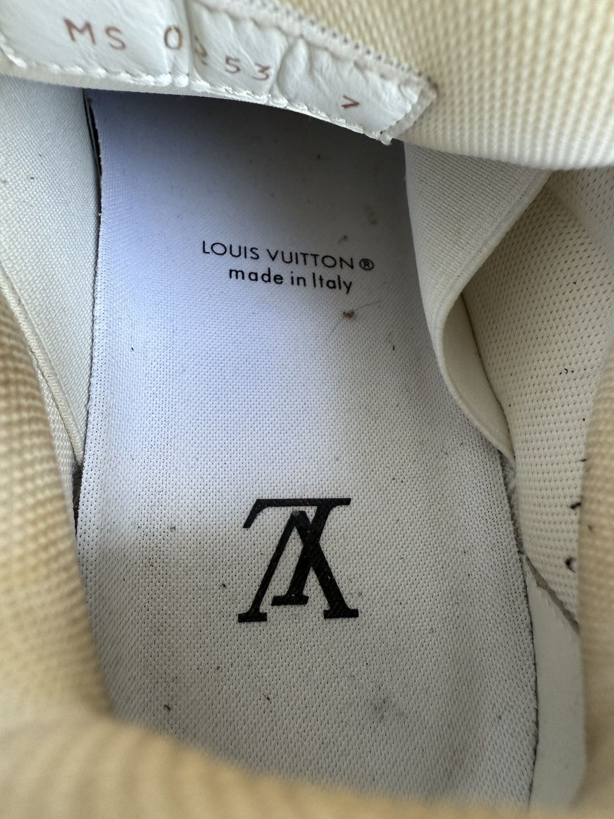Louis Vuitton Lv maxi Trainers Size US 8 / EU 41 - 12 Thumbnail