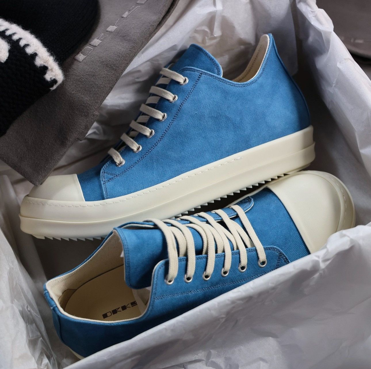 Rick Owens Drkshdw TOOTHPASTE BLUE CANVAS SNEAKERS Size US 10 / EU 43 - 1 Thumbnail