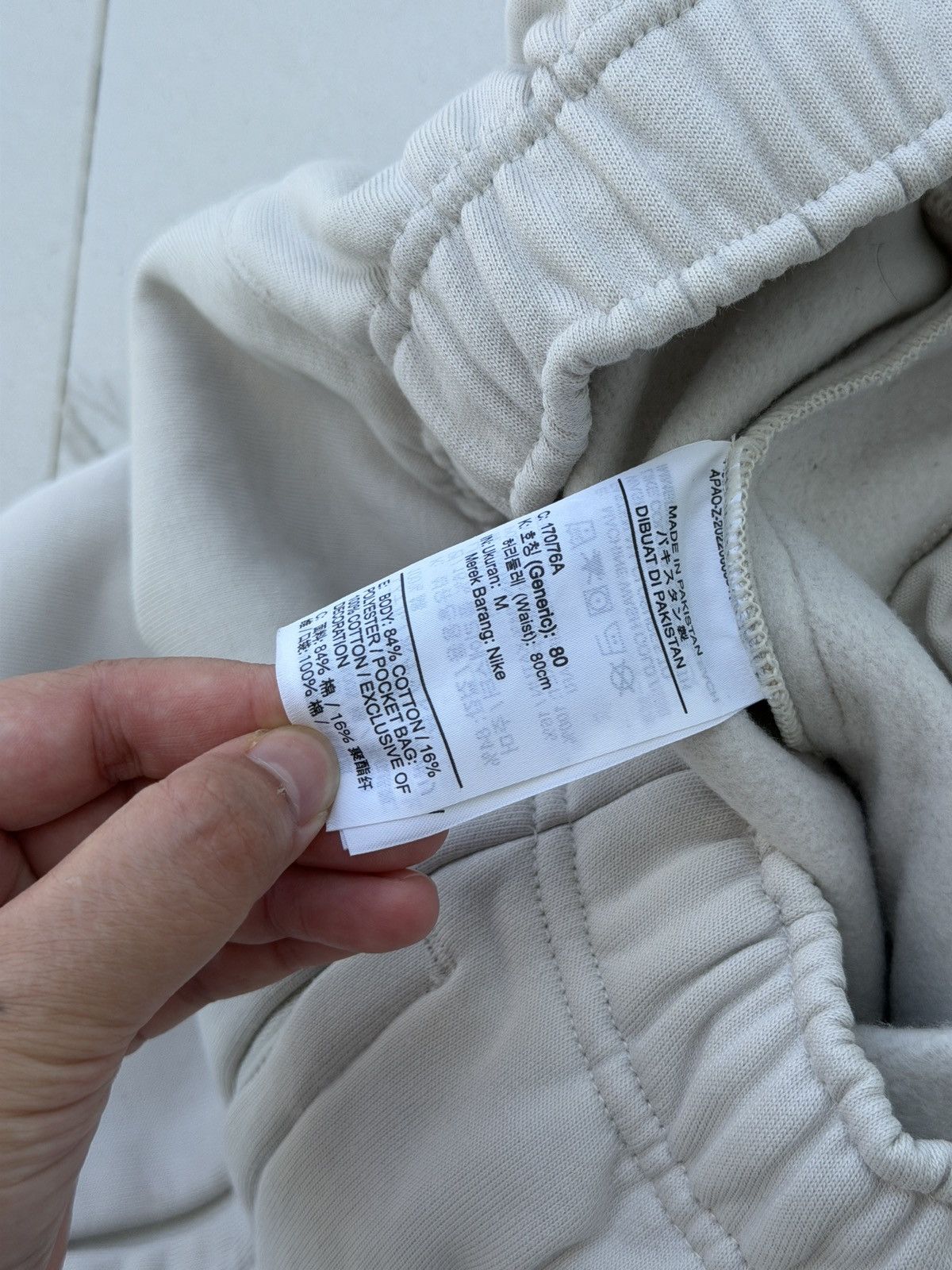 Nike Nike Solo Swoosh Open Hem Sweatpants Size US 32 / EU 48 - 7 Thumbnail