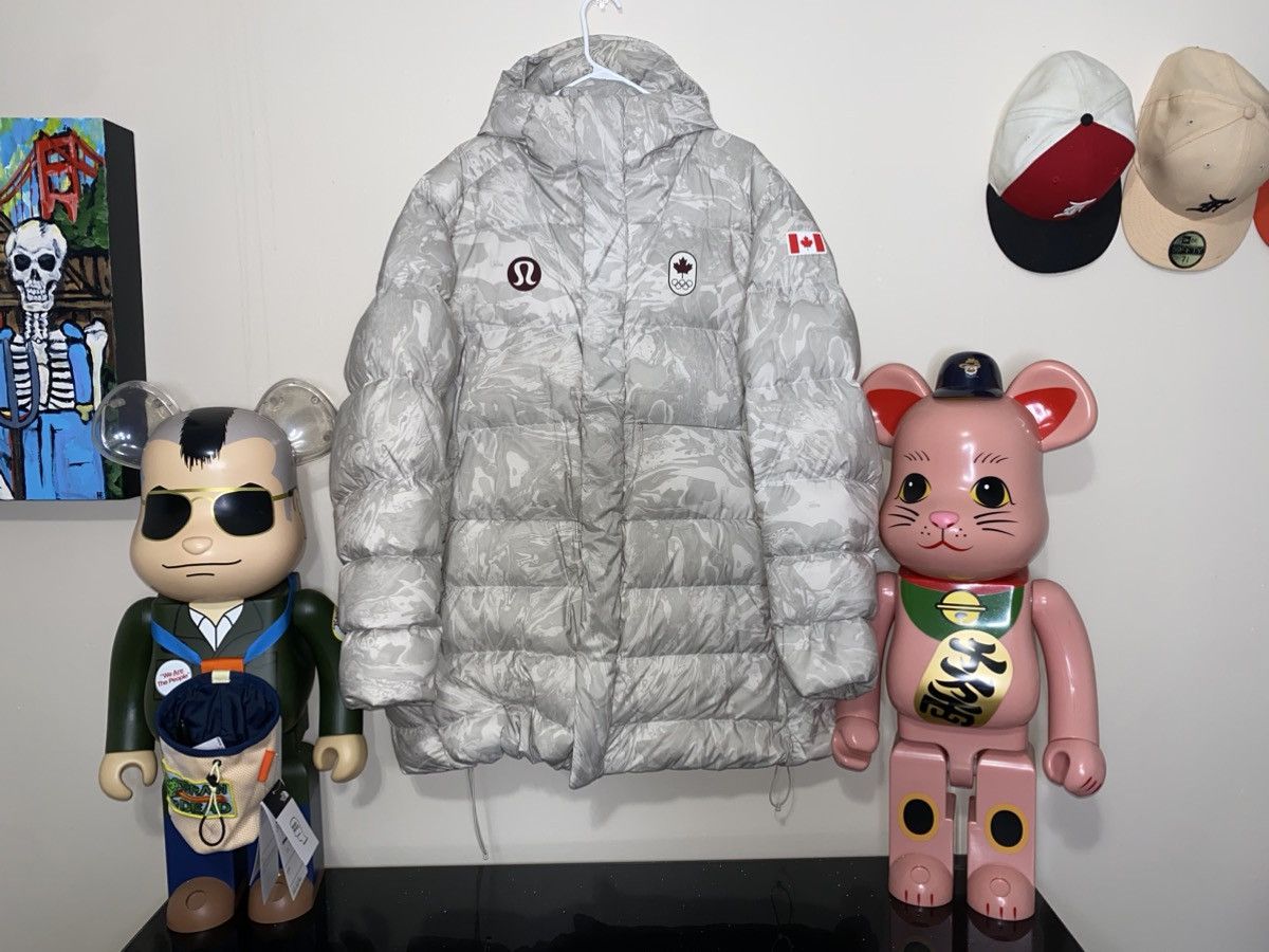 Lululemon Team Canada Marble Down Jacket