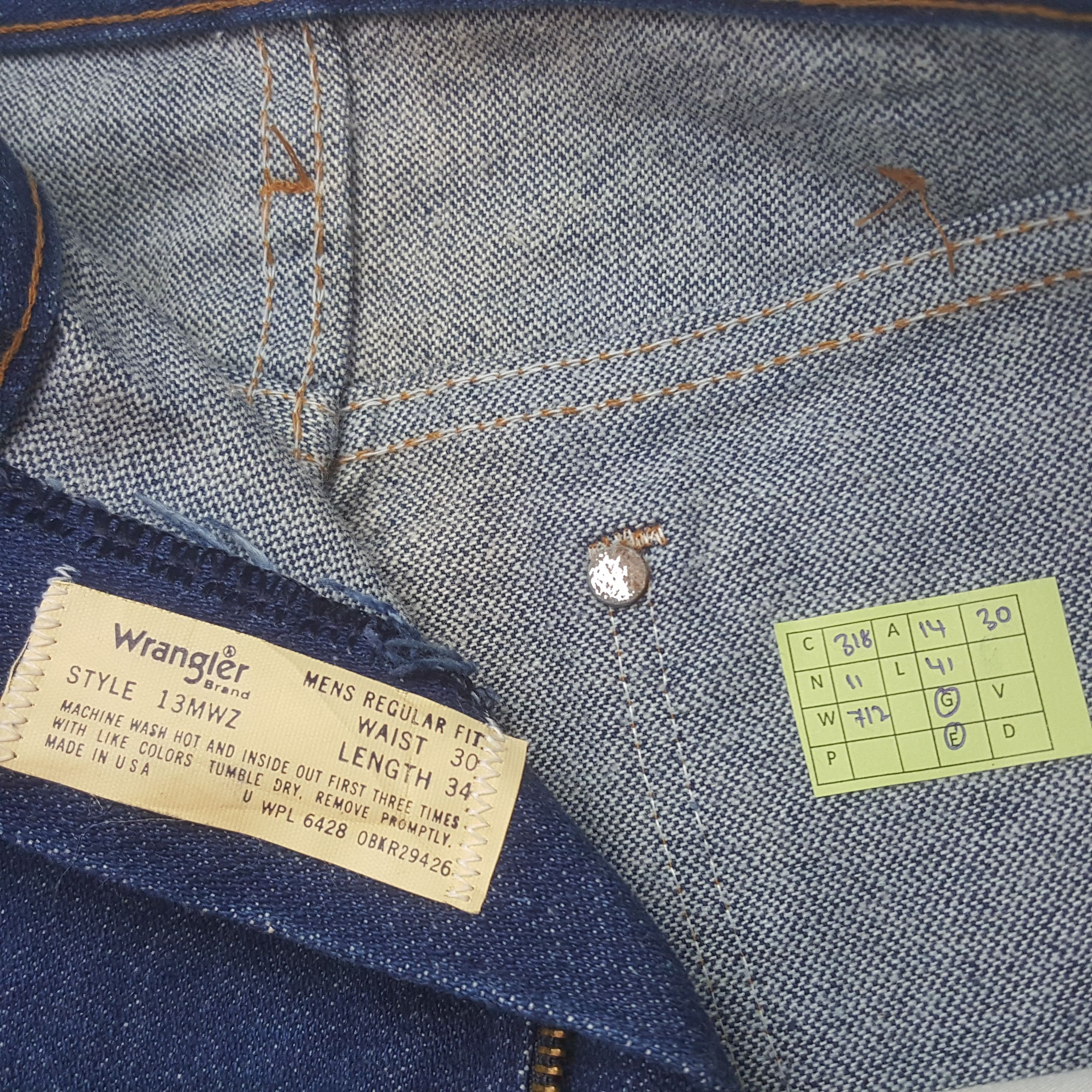Wrangler Vintage Wrangler American Retro Style Denim Jeans C318N11 Size US 28 / EU 44 - 8 Thumbnail