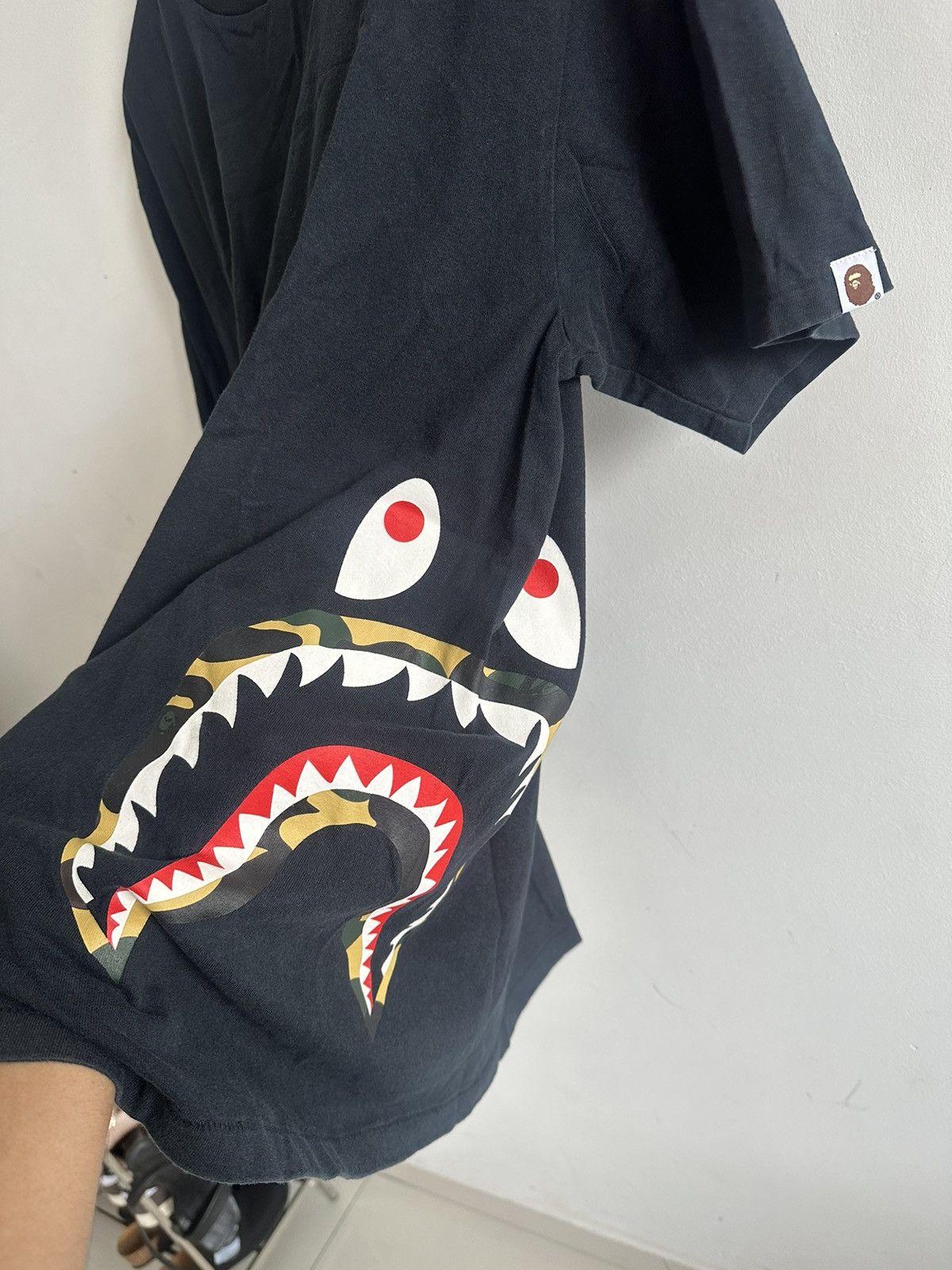 Bape A Bathing Ape Bape Shark Japan Streetwear Size US XL / EU 56 / 4 - 2 Thumbnail