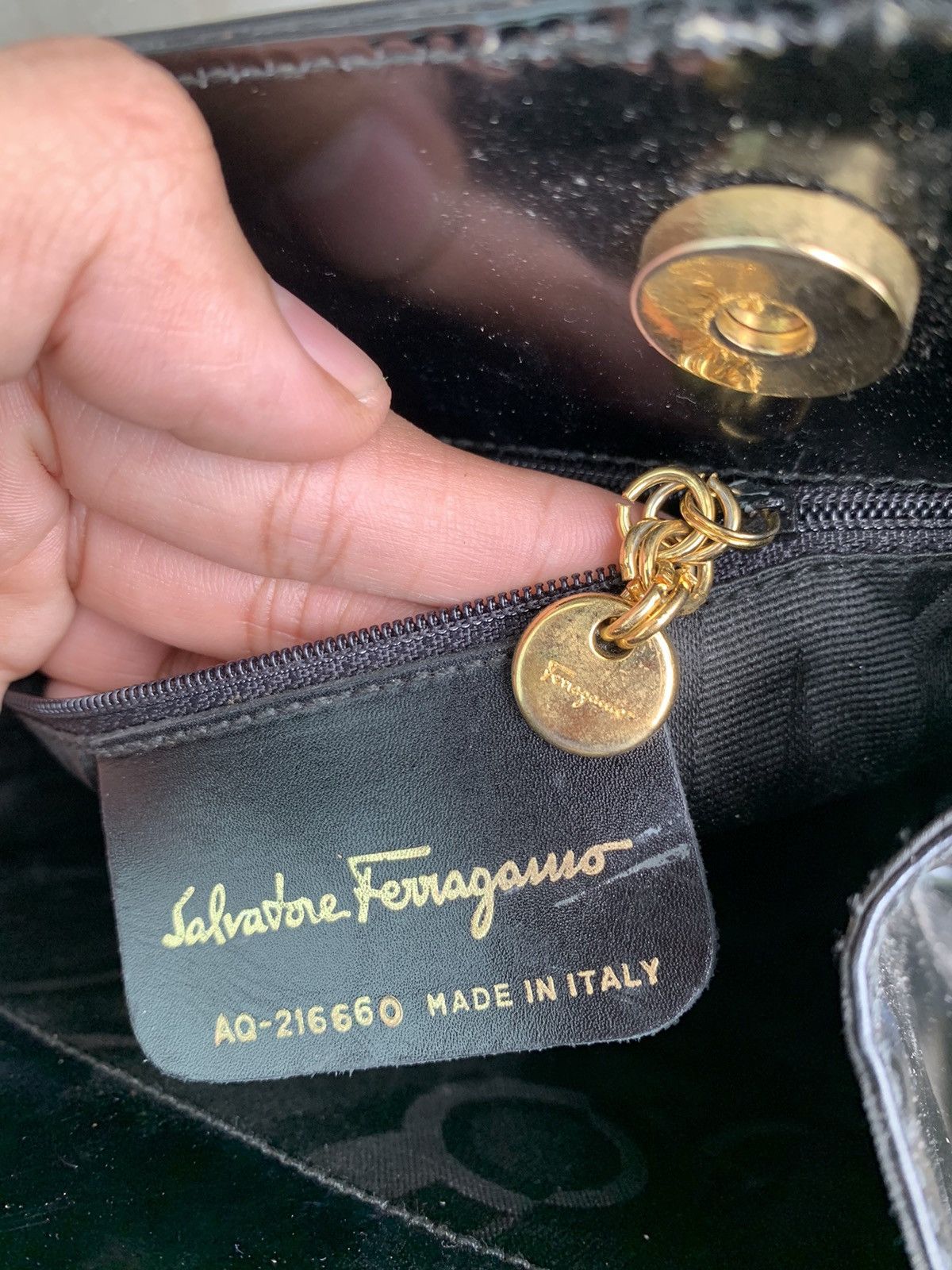 Salvatore Ferragamo 2 Way Gancini Shoulder Bag Size ONE SIZE - 10 Thumbnail