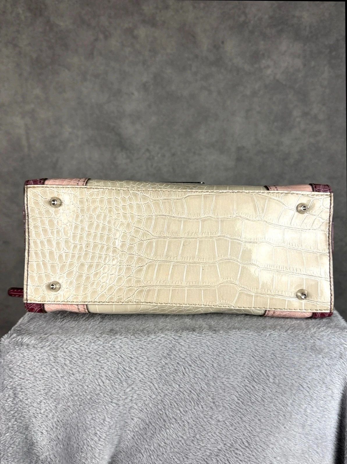 Guess Guess Handbag Pink Purple Croc Pattern Buckle Size ONE SIZE - 8 Thumbnail