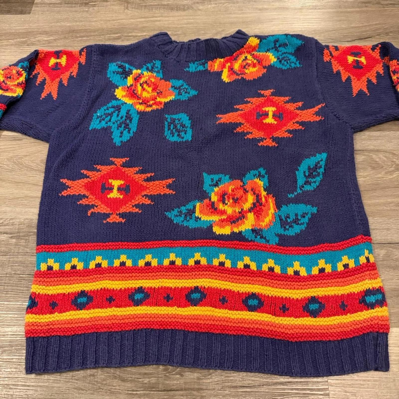 Other vintage Amanda braendel floral Aztec hand knit sweater L 90s Size US L / EU 52-54 / 3 - 4 Thumbnail
