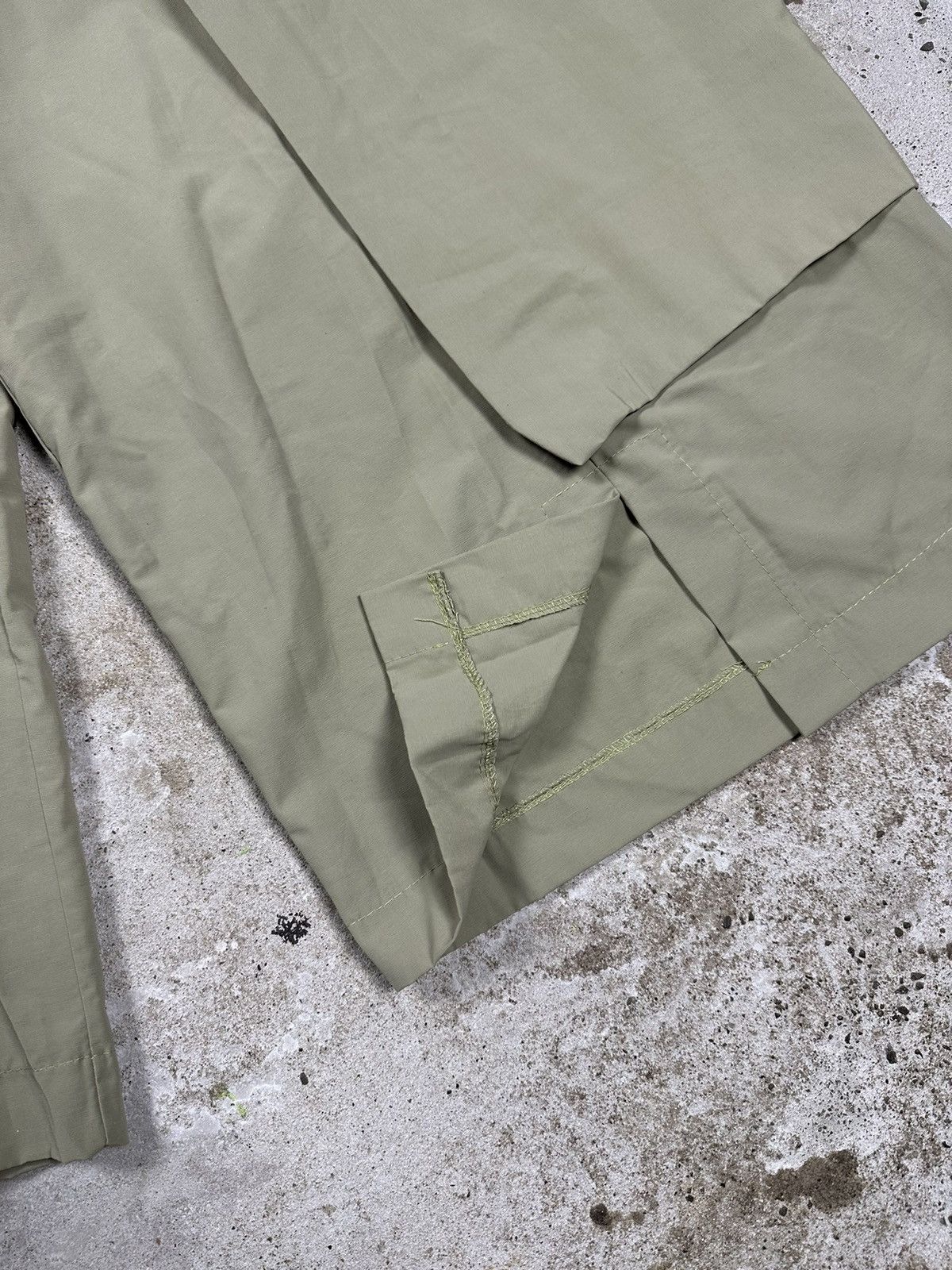 Japanese Brand × Vintage Vintage Y2K Ultra Baggy Cargo Olive Track Pants Loose Size US 33 - 7 Thumbnail