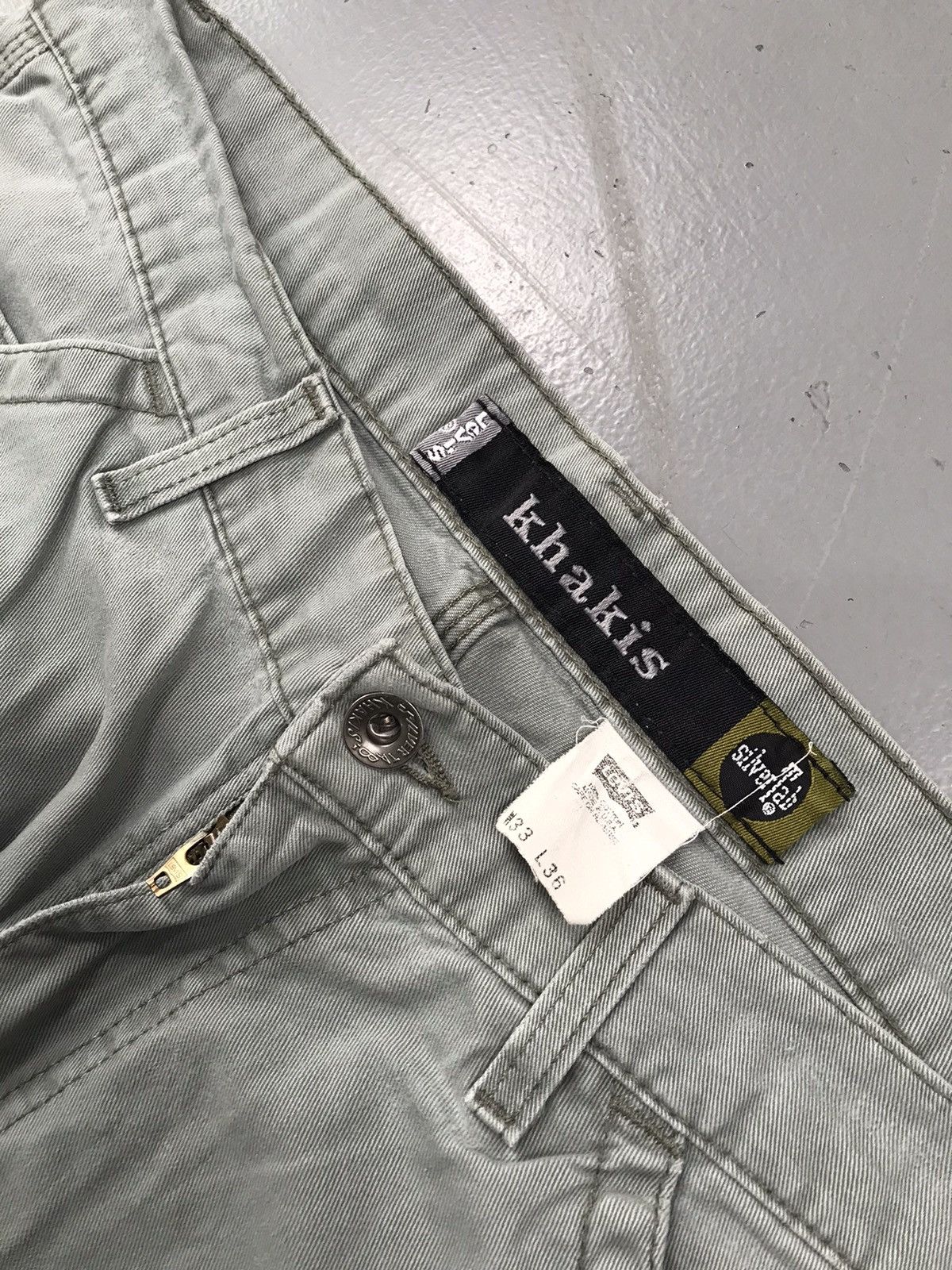 Levi's × Levi's Vintage Clothing 90s vintage Levi’s silver tab khakhi carpenter denim Size US 35 - 4 Thumbnail