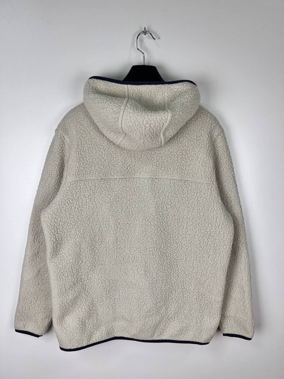Patagonia Patagonia pile hoodie fleece jacket woman size L Size L / US 10 / IT 46 - 2 Thumbnail