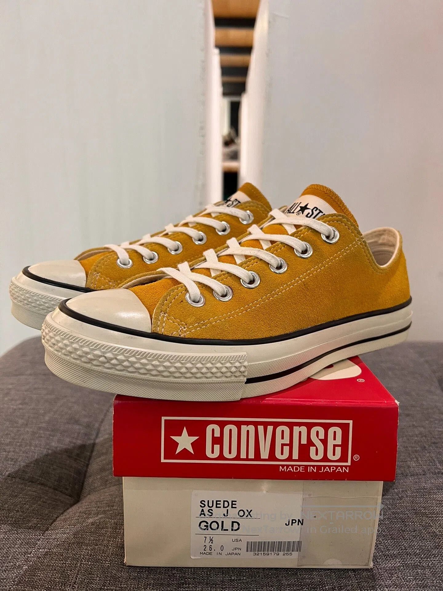 Converse converse chuck taylor all star suede shoes. Size US 9.5 / EU 42-43 - 2 Thumbnail
