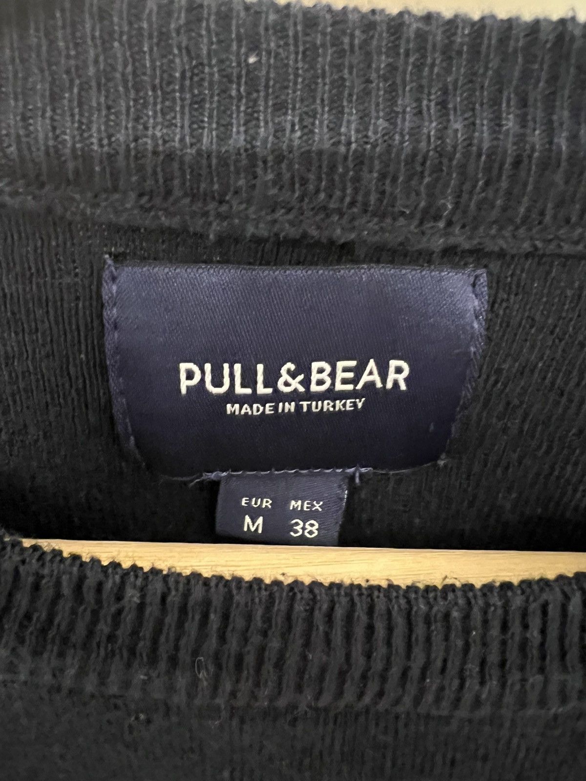 Pull & Bear Pull & Bear Navy, Red & White Striped Sweater – Size M Size US M / EU 48-50 / 2 - 3 Thumbnail