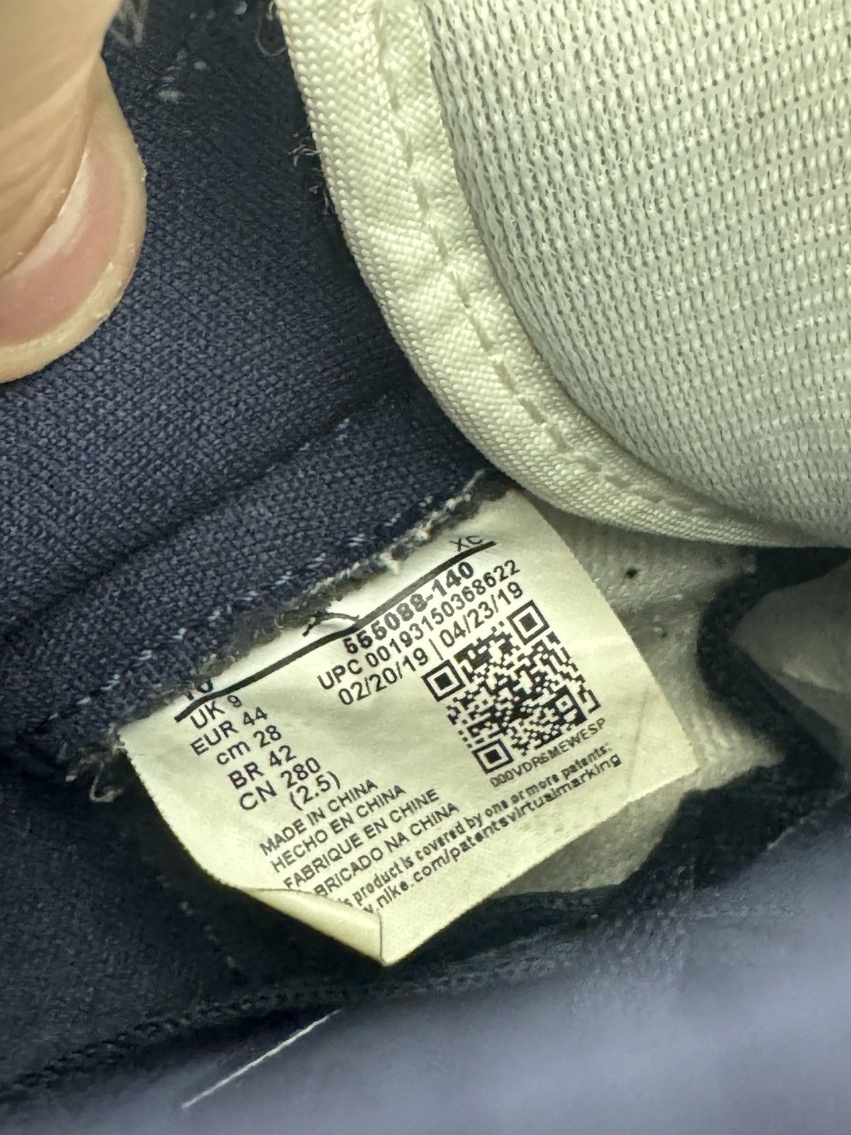 Jordan Brand Jordan 1 High Retro Obsidian Size US 10 / EU 43 - 9 Thumbnail