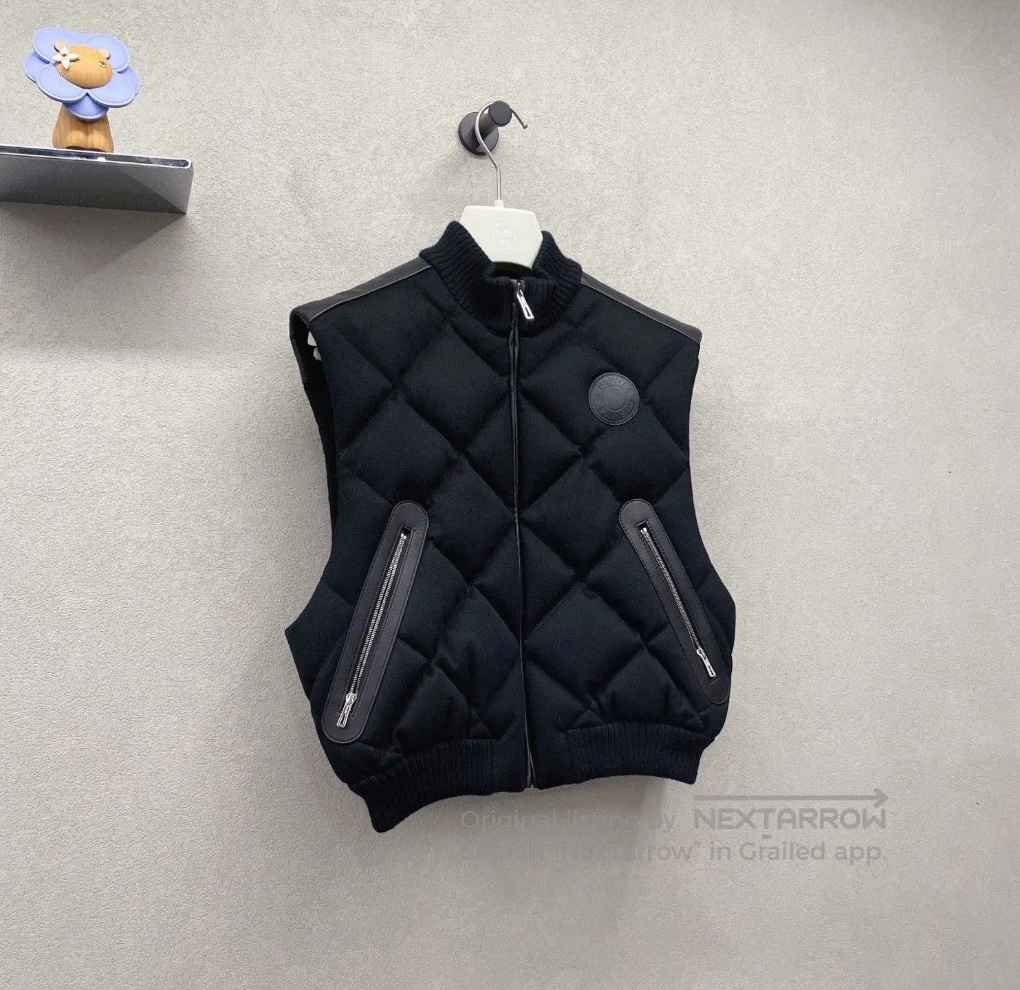 Hermes Hermes Black Sleeveless Down Vest. Size US XS / EU 42 / 0 - 4 Thumbnail
