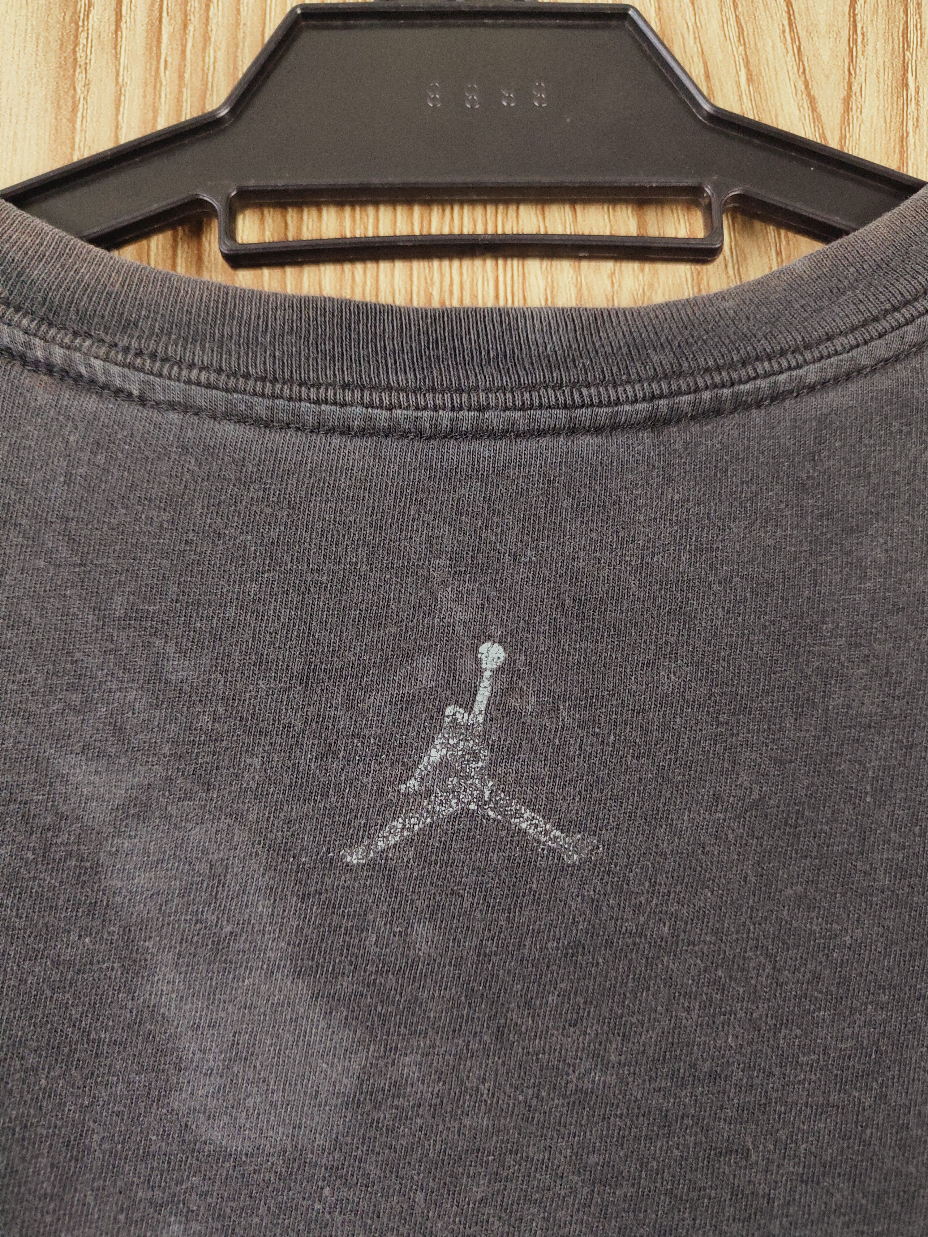 Vintage Jump Man Black Faded Short Sleeve T-shirts #W183 Size US M / EU 48-50 / 2 - 9 Thumbnail
