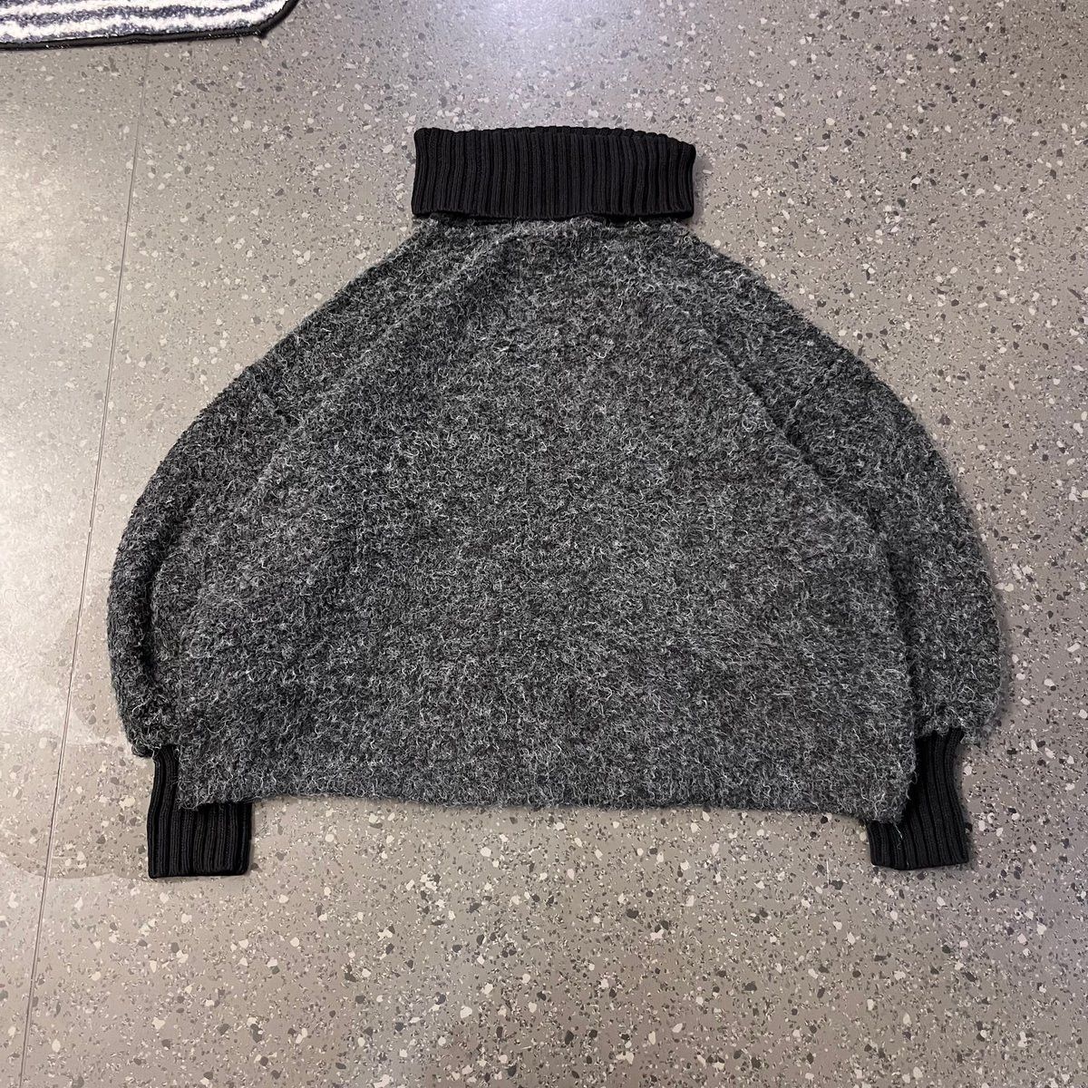 Japanese Brand Free People Grey Turtleneck Sweater Black Ribbed Trim Size US S / EU 44-46 / 1 - 1 Thumbnail