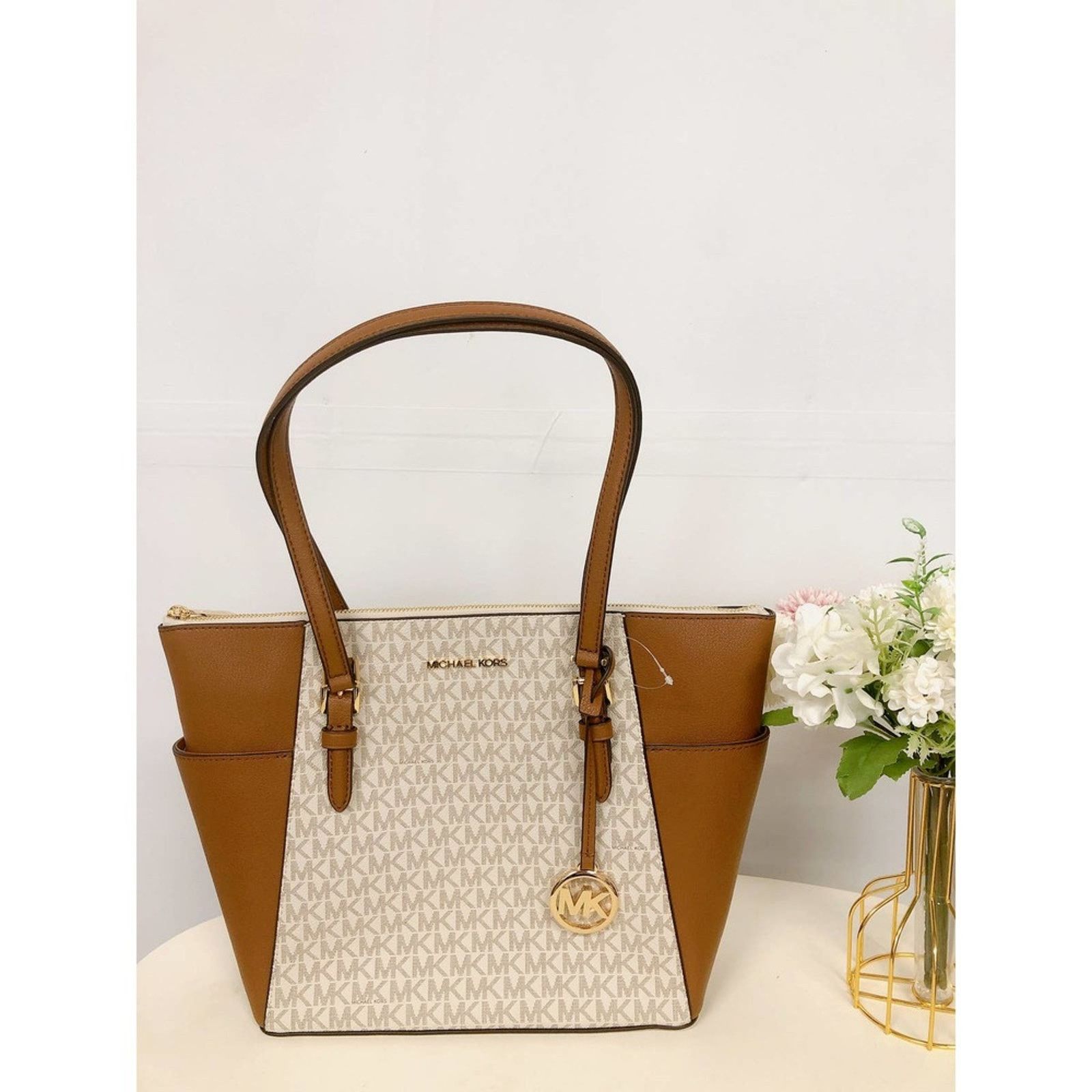 MICHAEL KORS 35T0GCFT3B CHARLOTTE LG TOP ZIP SHOULDER TOTE