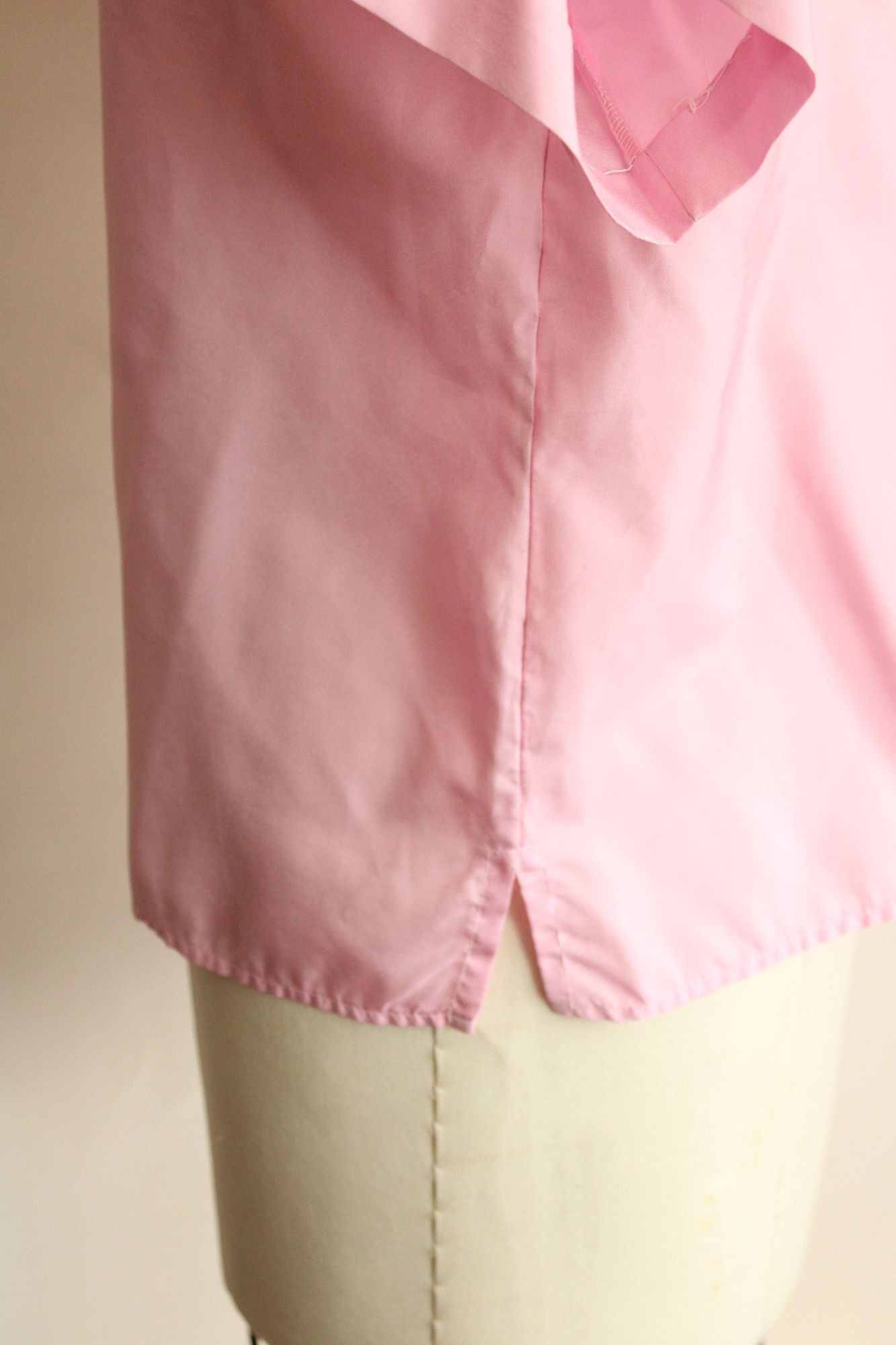 Vintage Vintage 1990s Blouse, Pink Shirt with Buttons at Shoulder, G Size M / US 6-8 / IT 42-44 - 10 Thumbnail