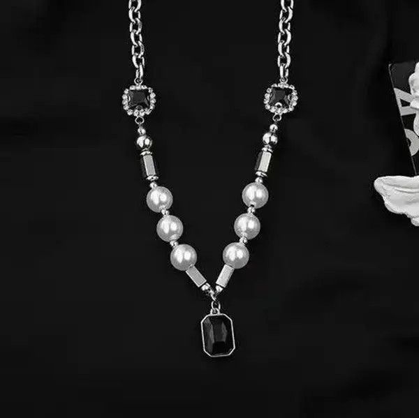 Jewelry Black Rhinestones Pendant Pearl Necklace Size ONE SIZE - 4 Thumbnail